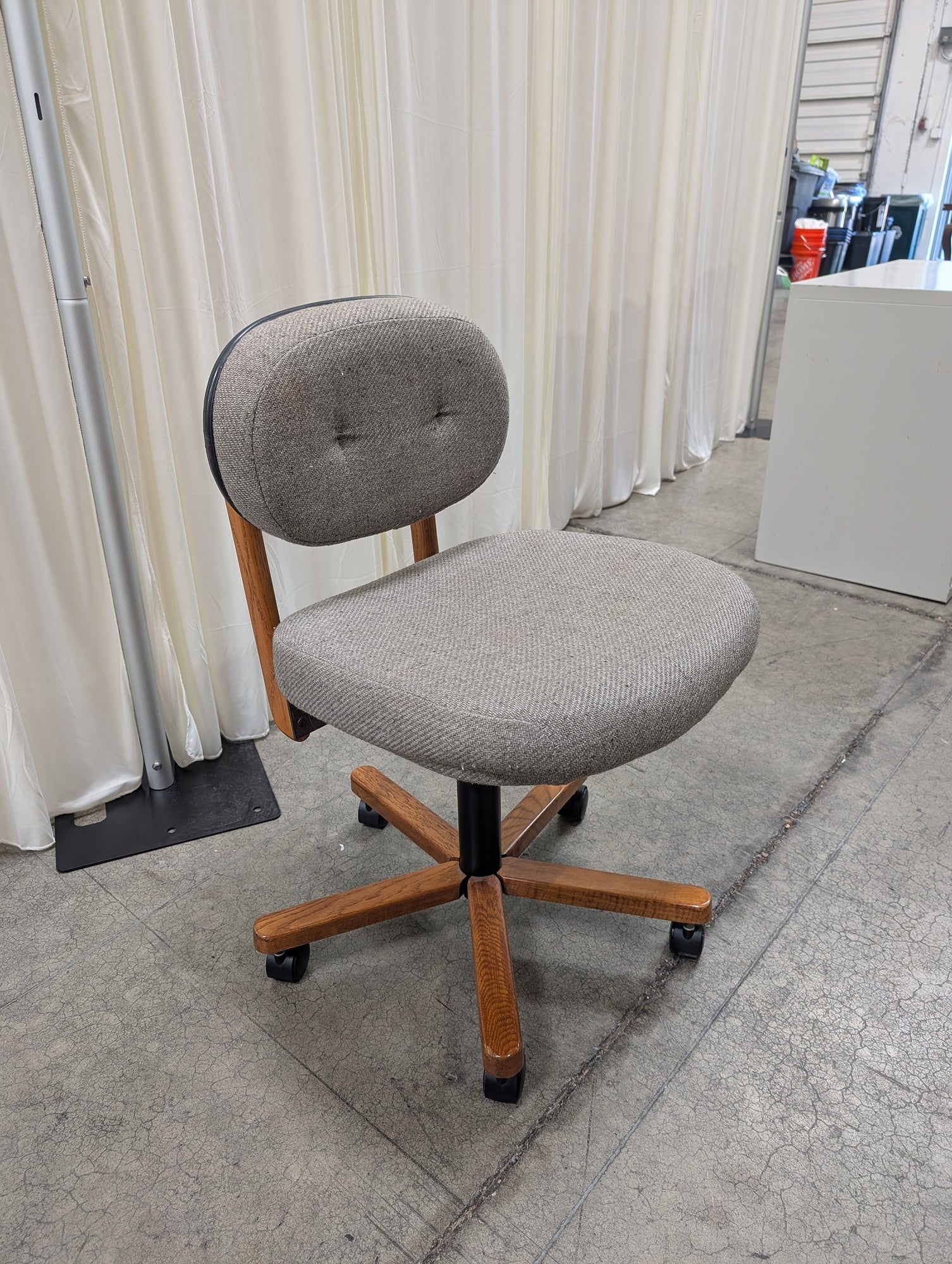 Grey Fabric Swivel Office Chair with Wood Base