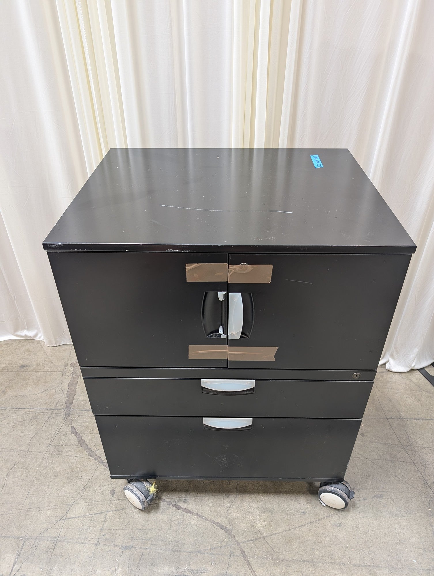 Black Metal Mobile Rolling Filing Cabinet missing key