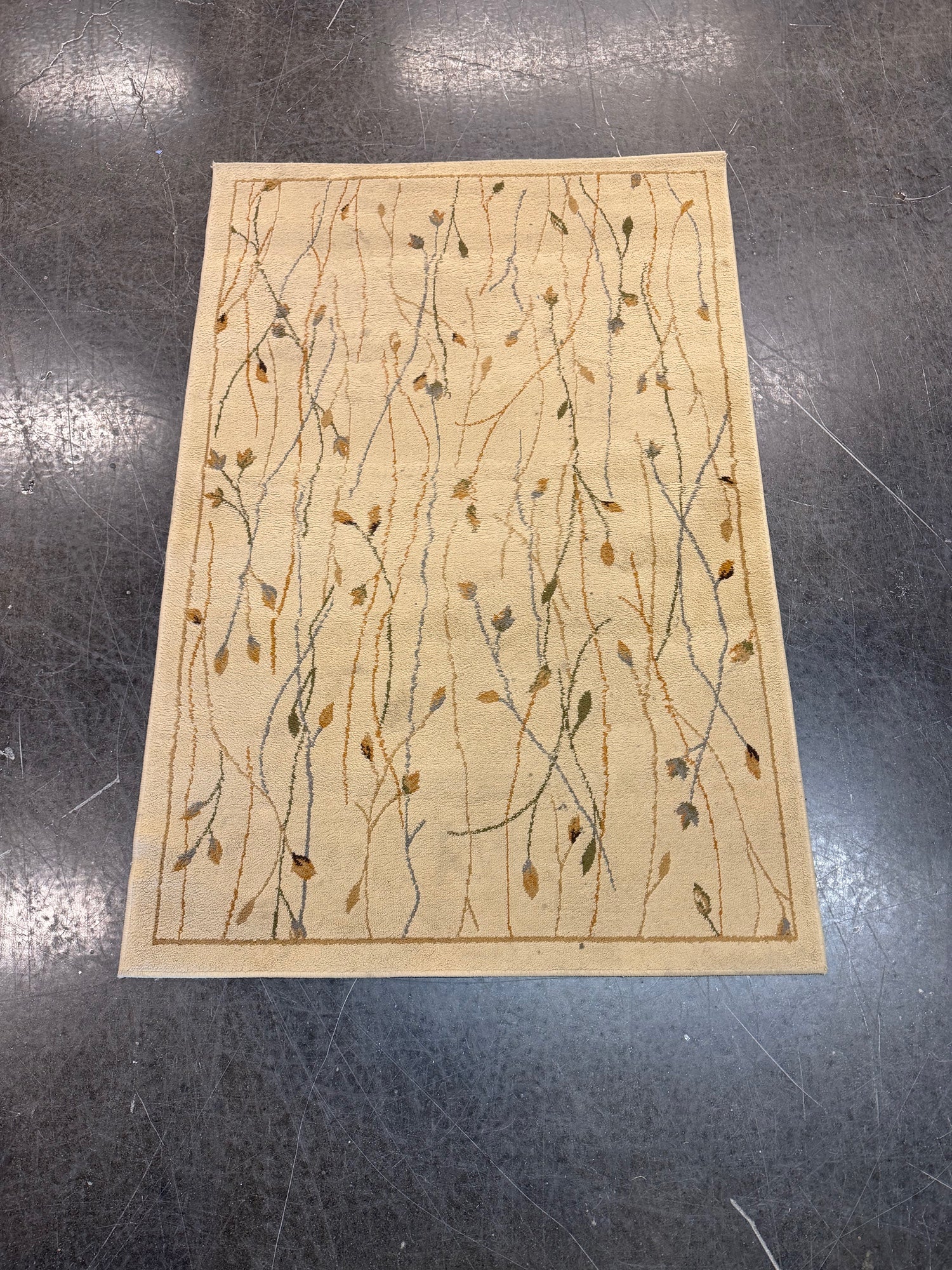 Nourison Ivory Botanical Branch 4 x 6 Area Rug in Polypropylene | Ariel Collection