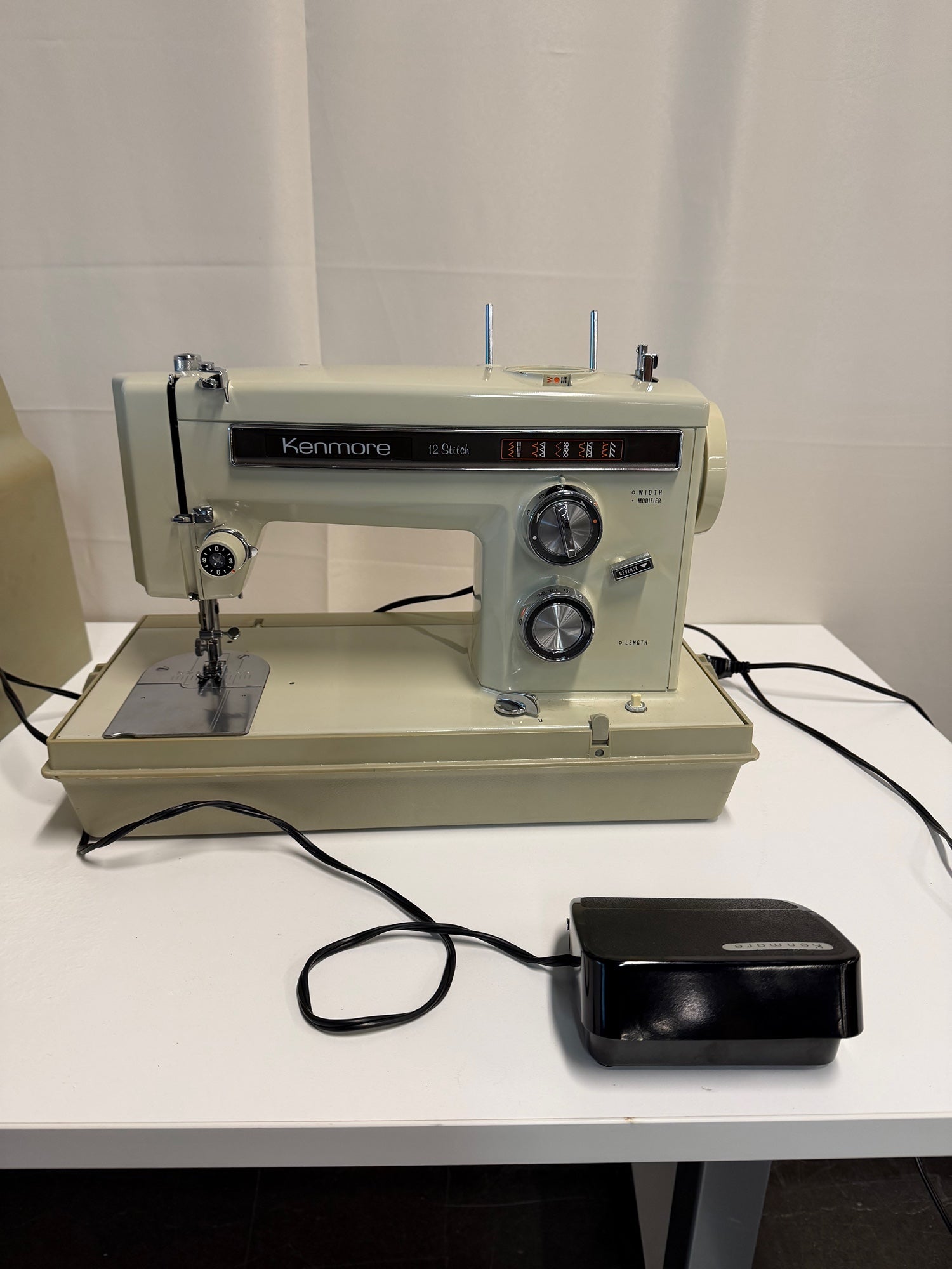 Kenmore 12 Stitch Model 158 Classic Mechanical Sewing Machine with Hard Case
