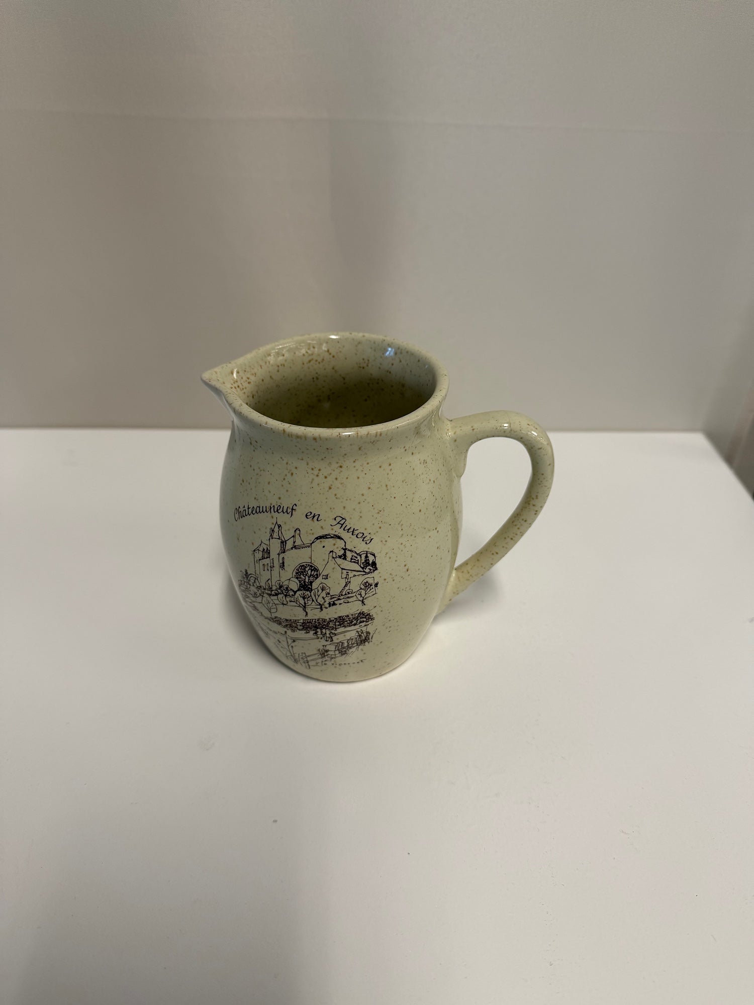 Jolie Vierge Châteauneuf en Auxois Ceramic Pitcher Jug