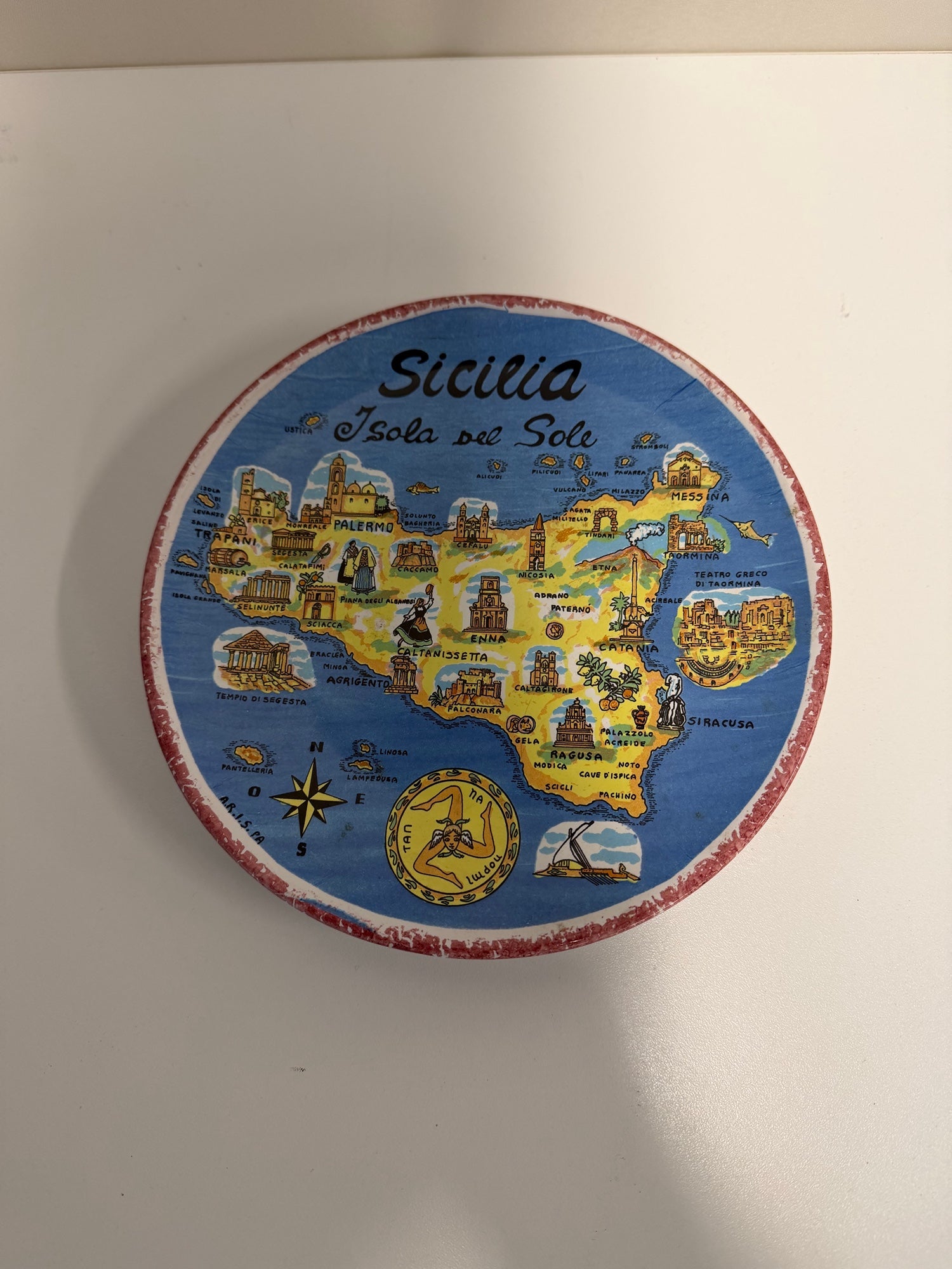 Colorful Sicilian Isola del Sole Map Decorative Plate