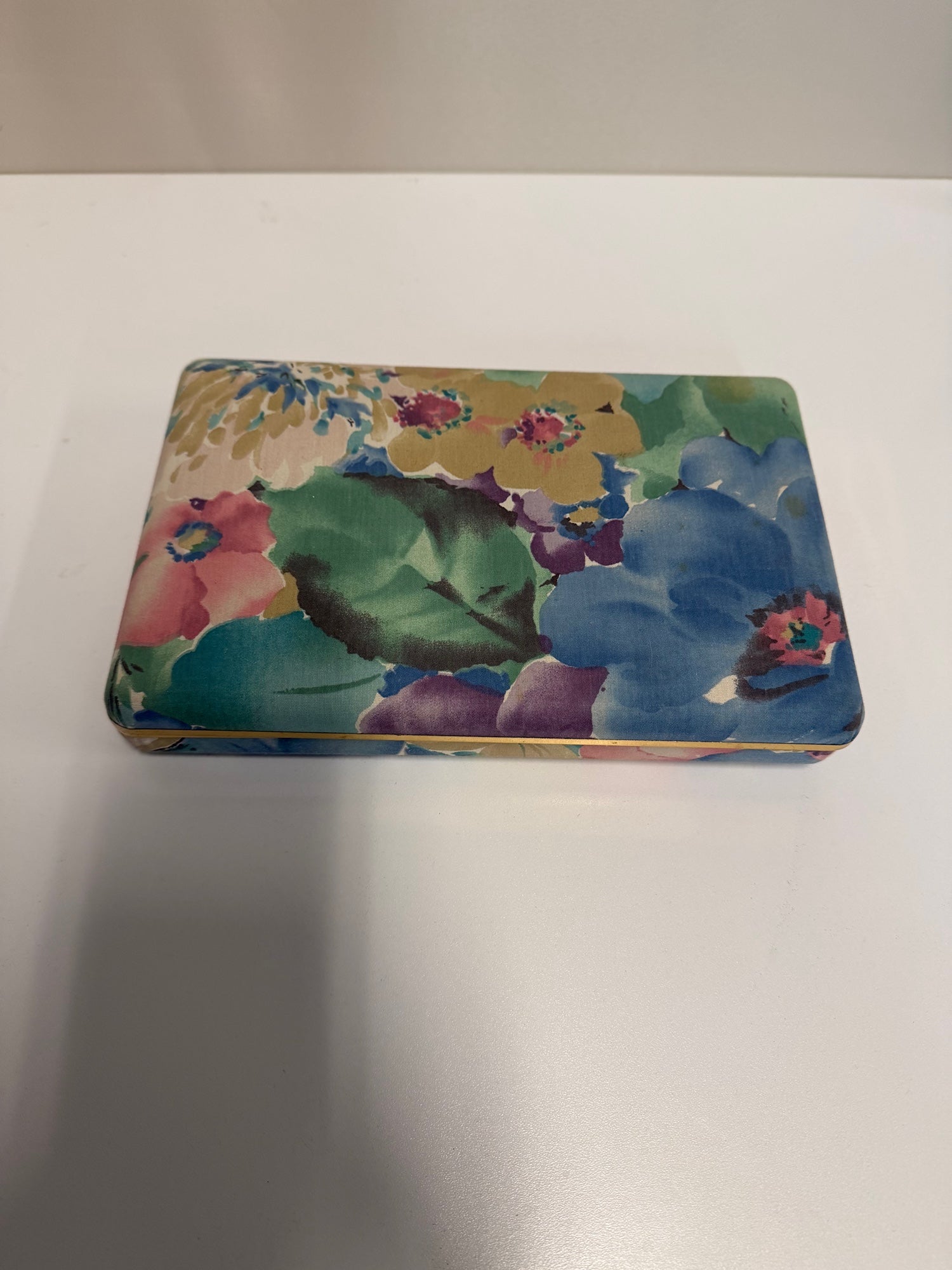 Vintage-Inspired Floral Fabric Jewelry Box with Mirror