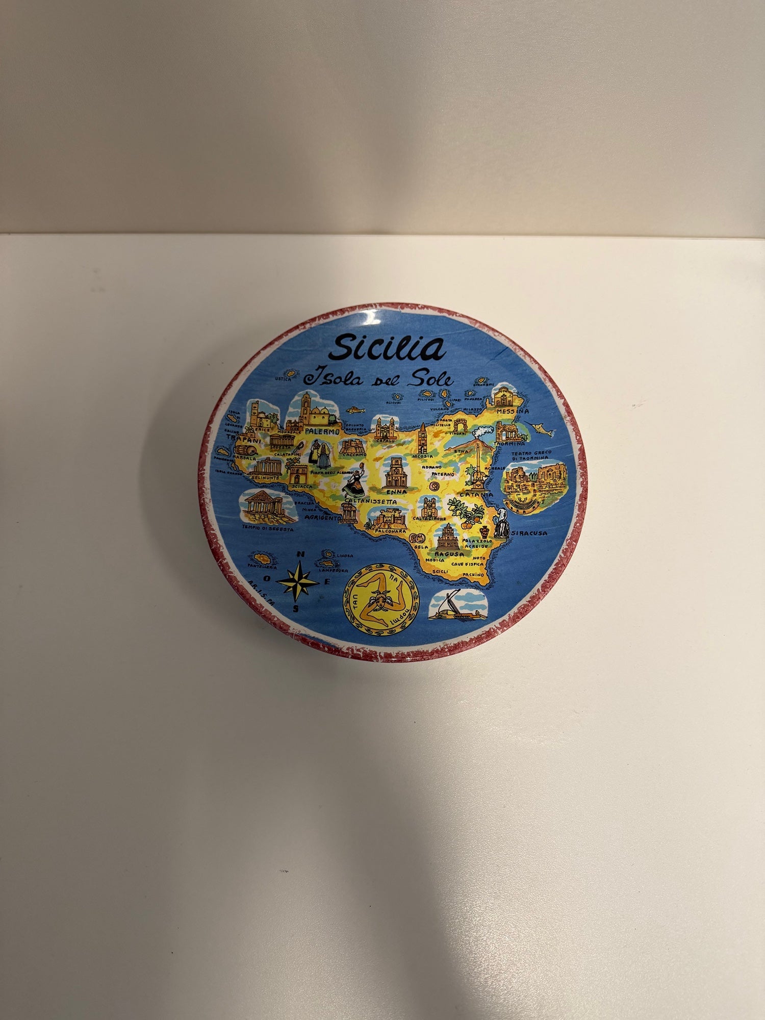 Colorful Sicilian Isola del Sole Map Decorative Plate