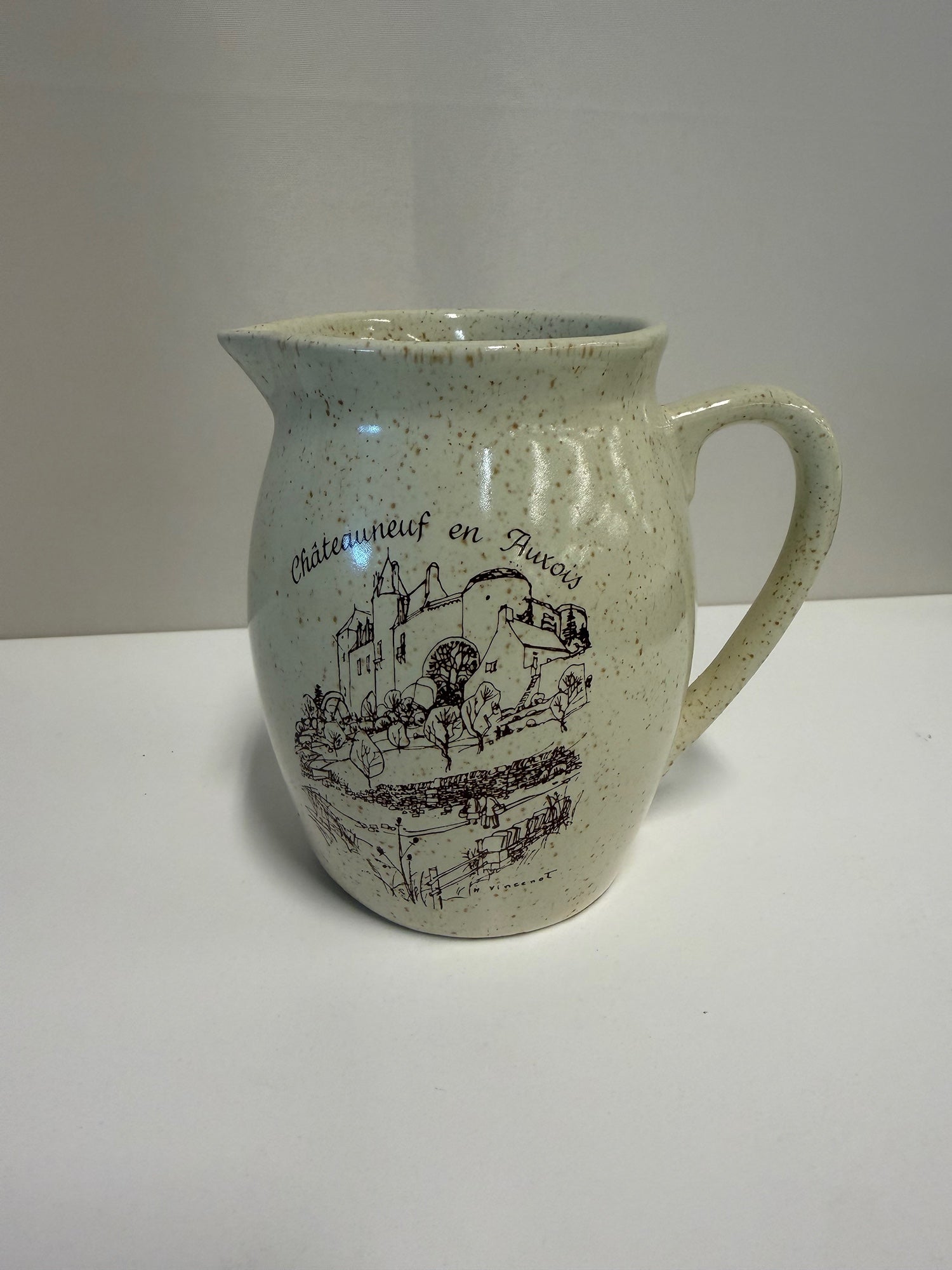 Jolie Vierge Châteauneuf en Auxois Ceramic Pitcher Jug