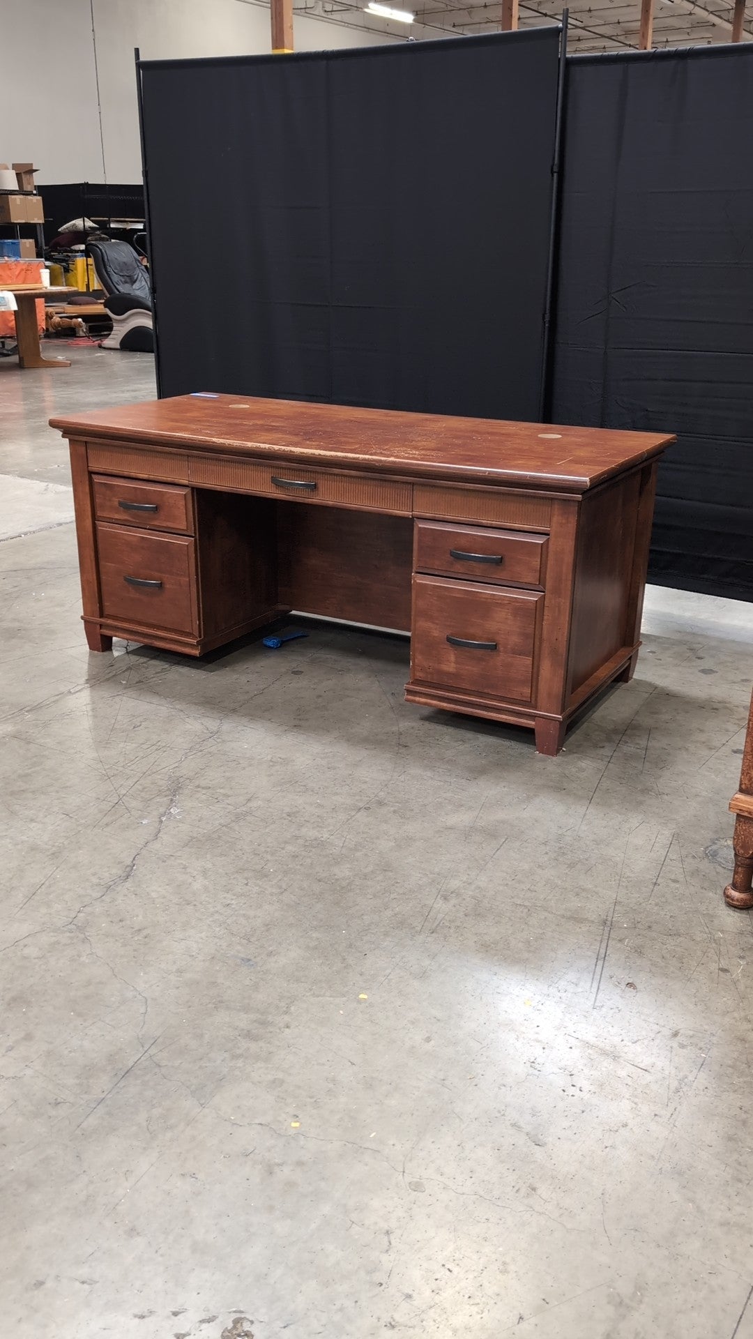 Traditional Brown Wood Five-Drawer Desk with Fluted Paneling
