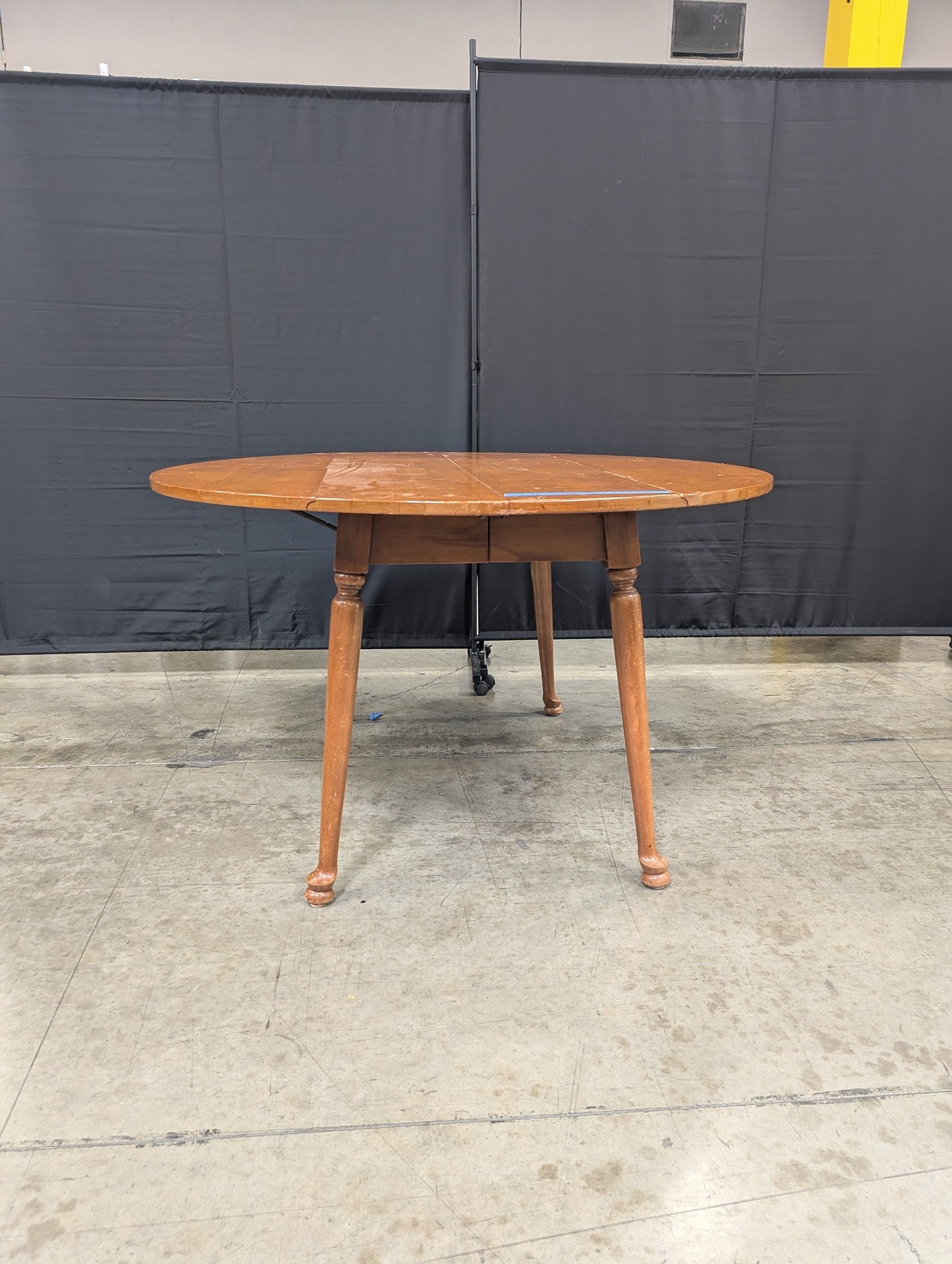 Honey Tone Drop-Leaf Dining Table in Wood