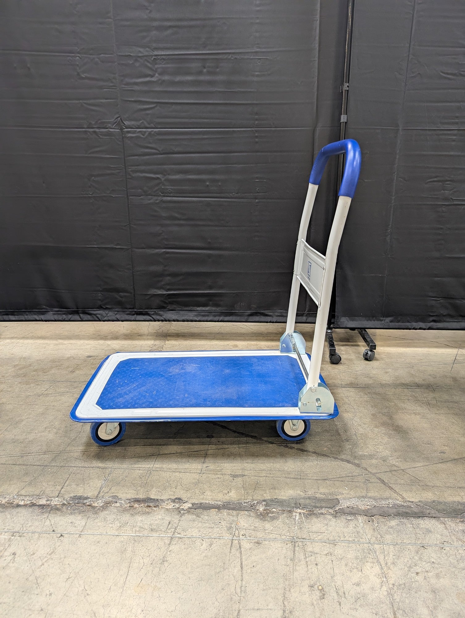 Wellmax Blue Folding Platform Cart with Four Wheels