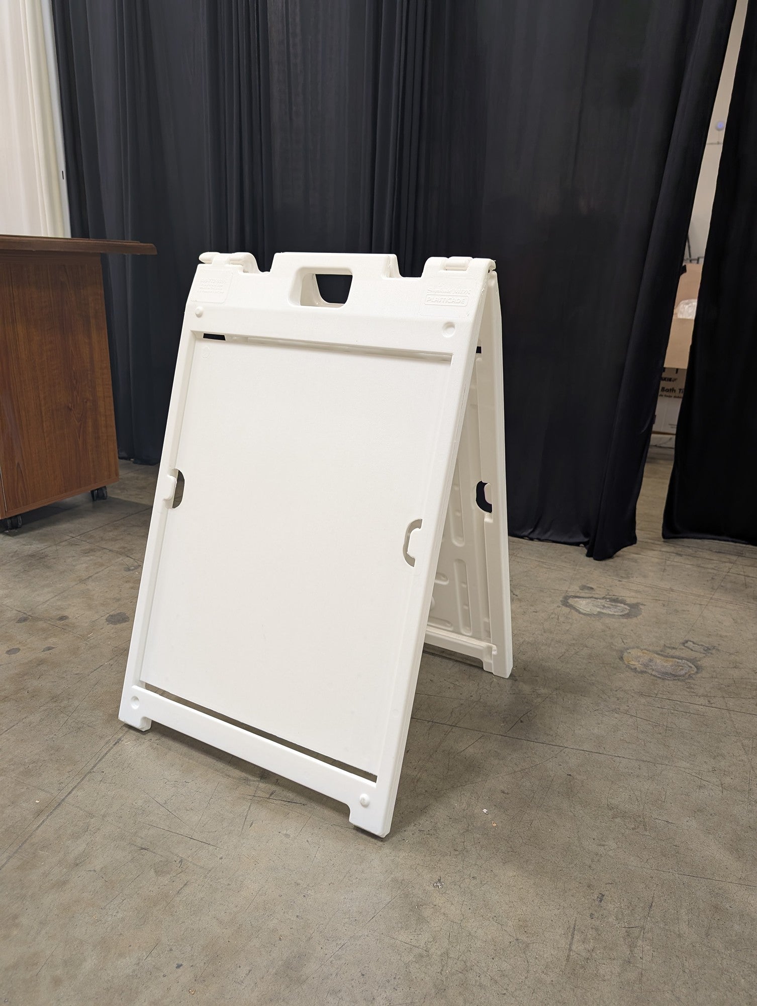 White PLASTICADE A-Frame Sign with Handle