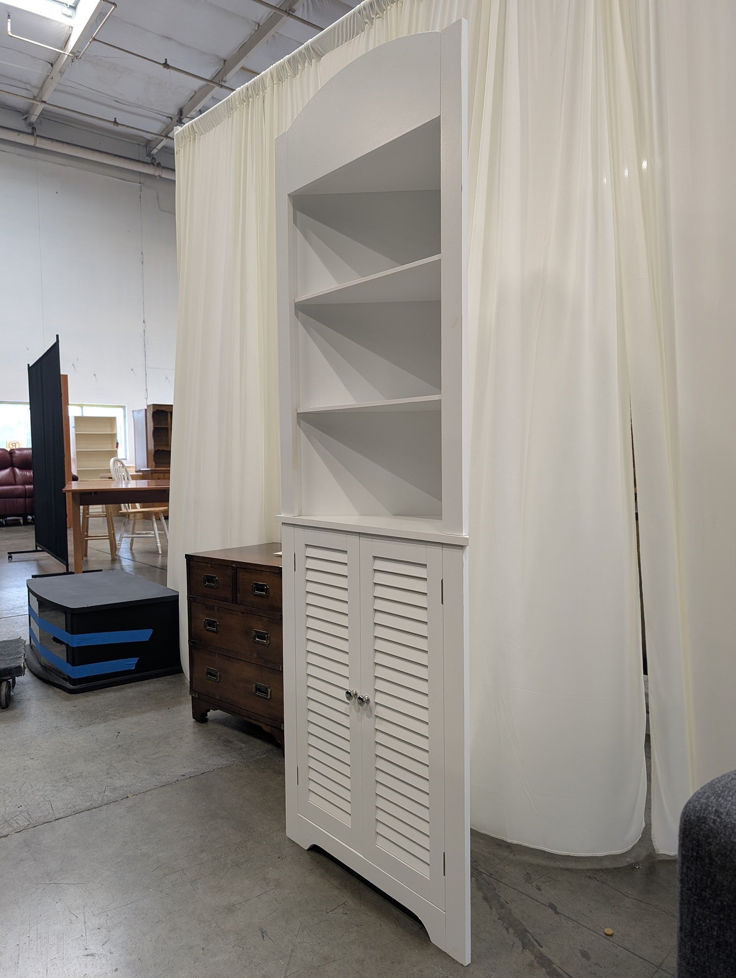 White Wood Corner Bookcase with Louvered Doors
