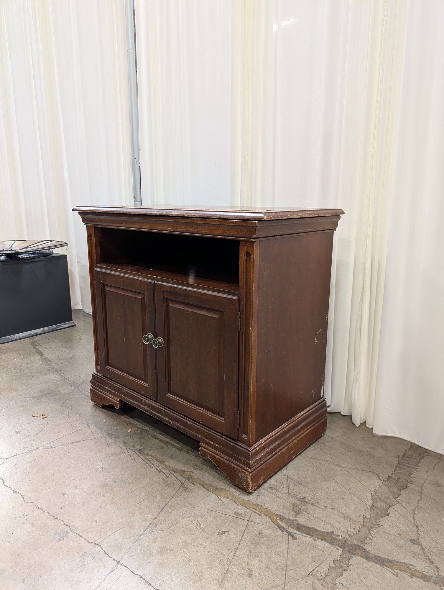 Dark Wood Traditional TV Stand with Storage Doors