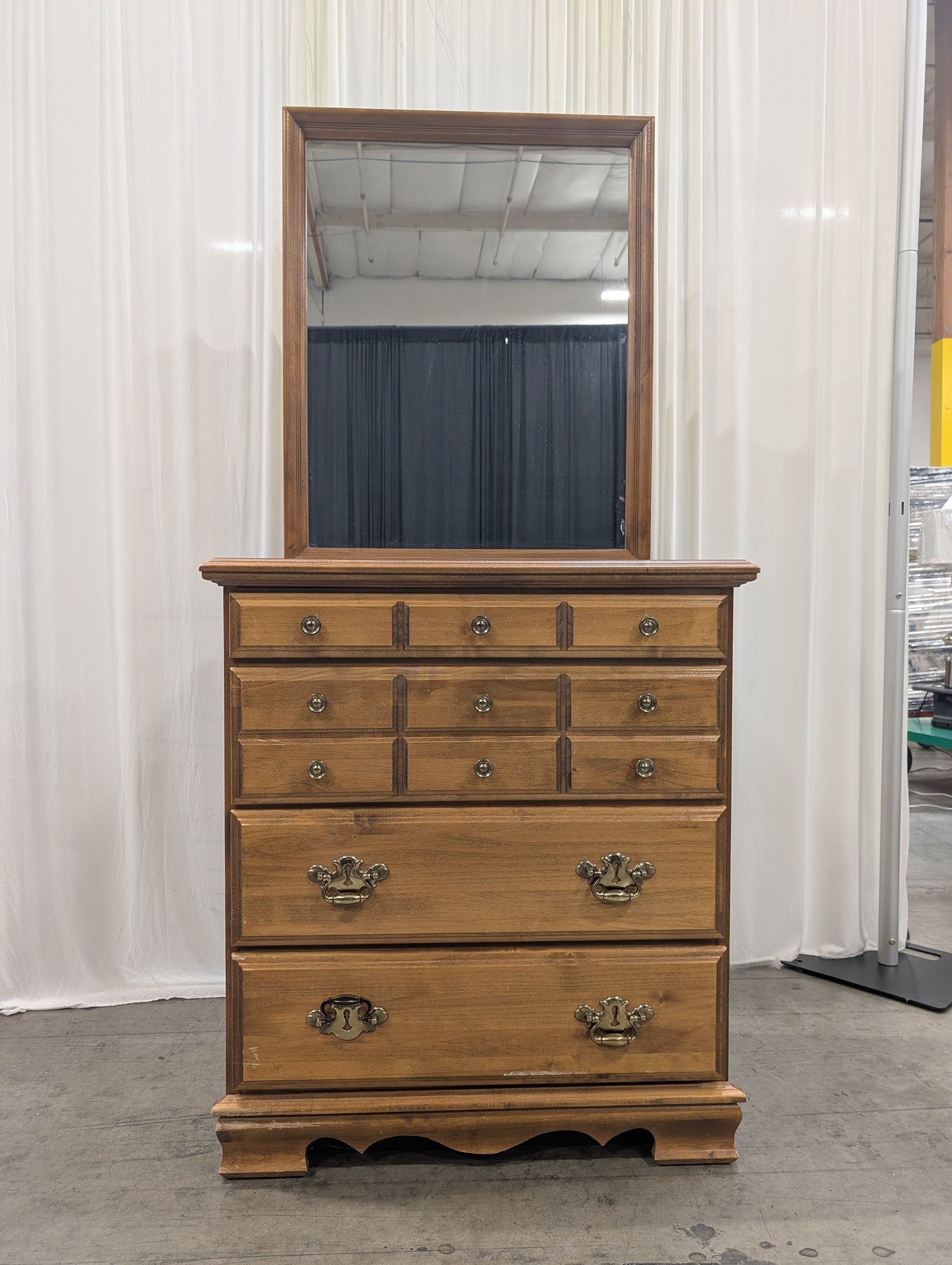 SEVEN HILLS Medium Brown Wood Dresser with Attached Mirror