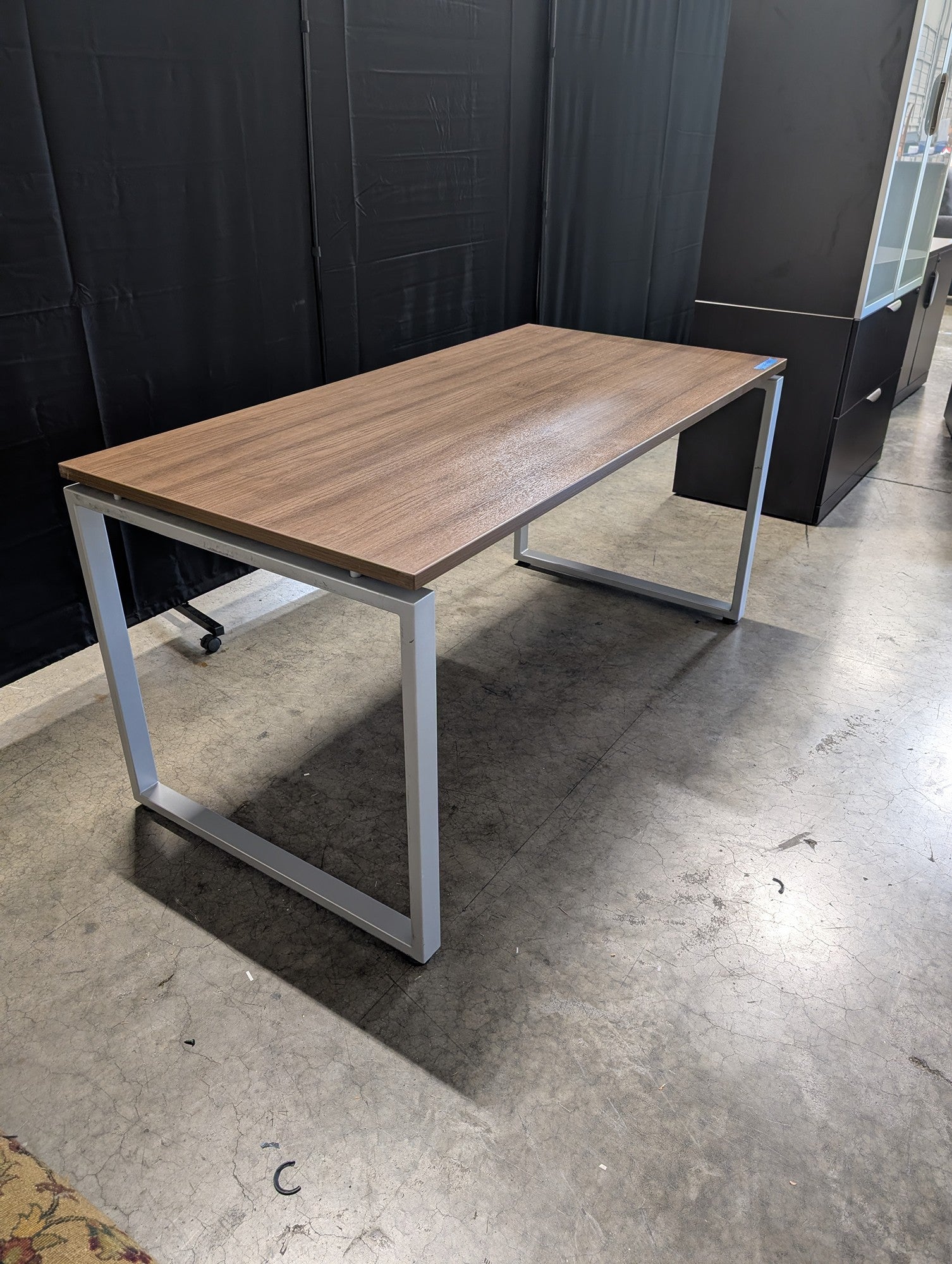 Brown Wood-Look Top Desk with White Metal Legs