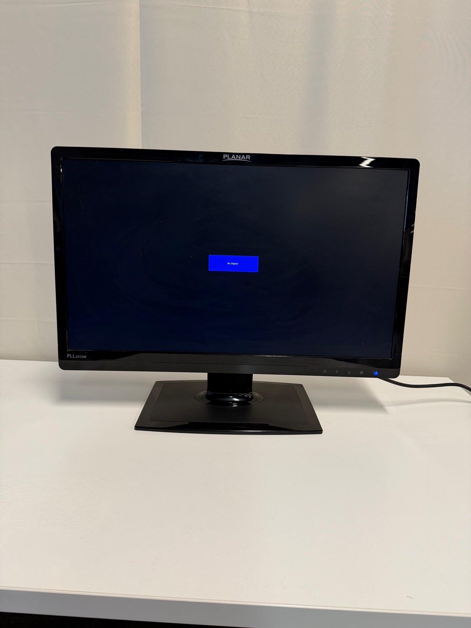 PLANAR 24 Inches Flat-Panel Monitor in Black Plastic