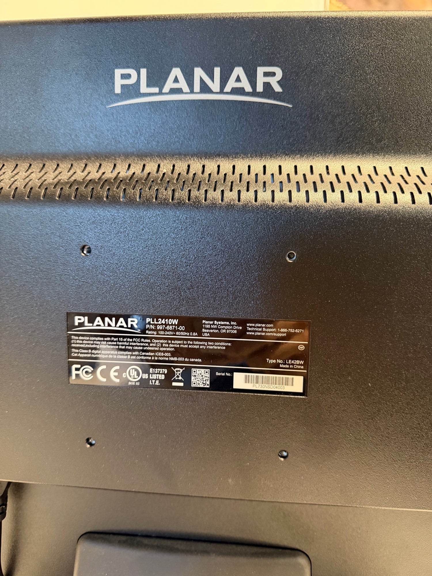 PLANAR 24 Inches Flat-Panel Monitor in Black Plastic