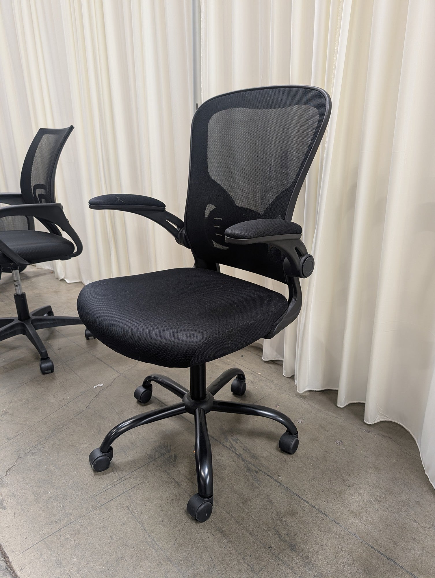 Black Mesh Back Swivel Office Chair with Adjustable Arms