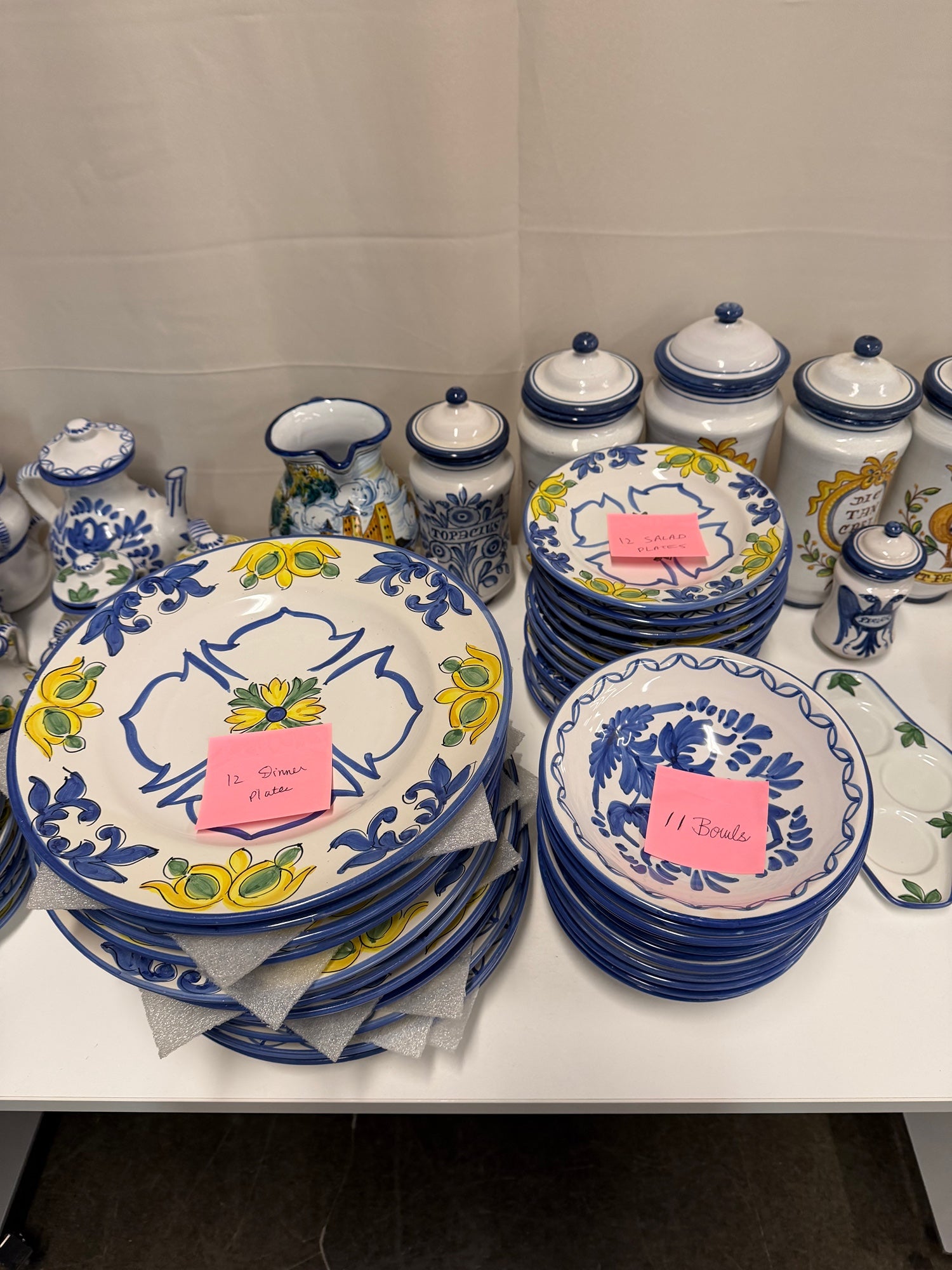 Hand-Painted Spanish Ceramic 91- Piece Dinnerware Set