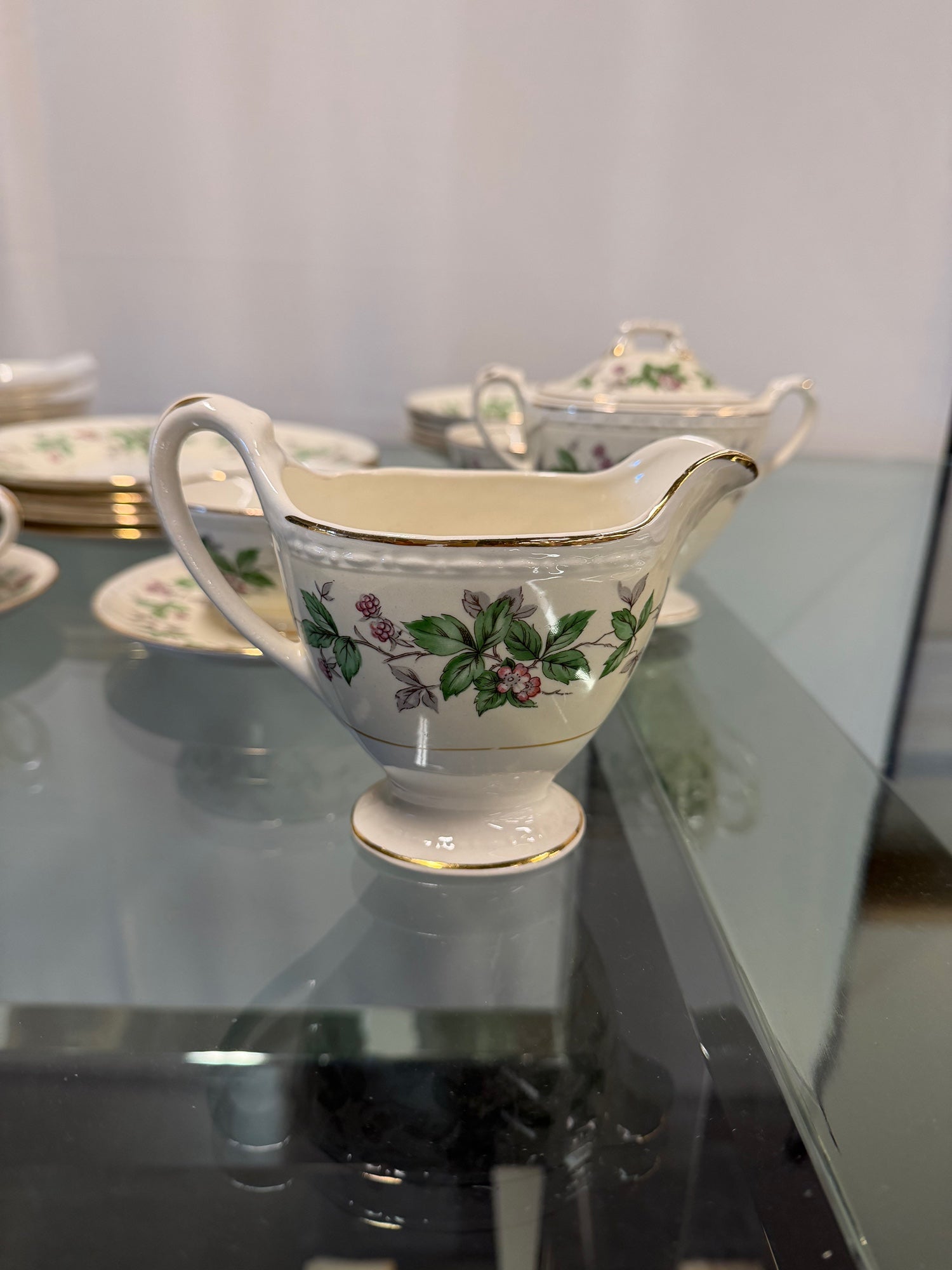 Homer Laughlin Eggshell China Georgian 43-Piece "Greenbriar" Dinnerware Set in Cream Porcelain