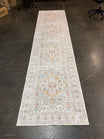 Distressed Traditional Pattern Runner Rug in Light Grey