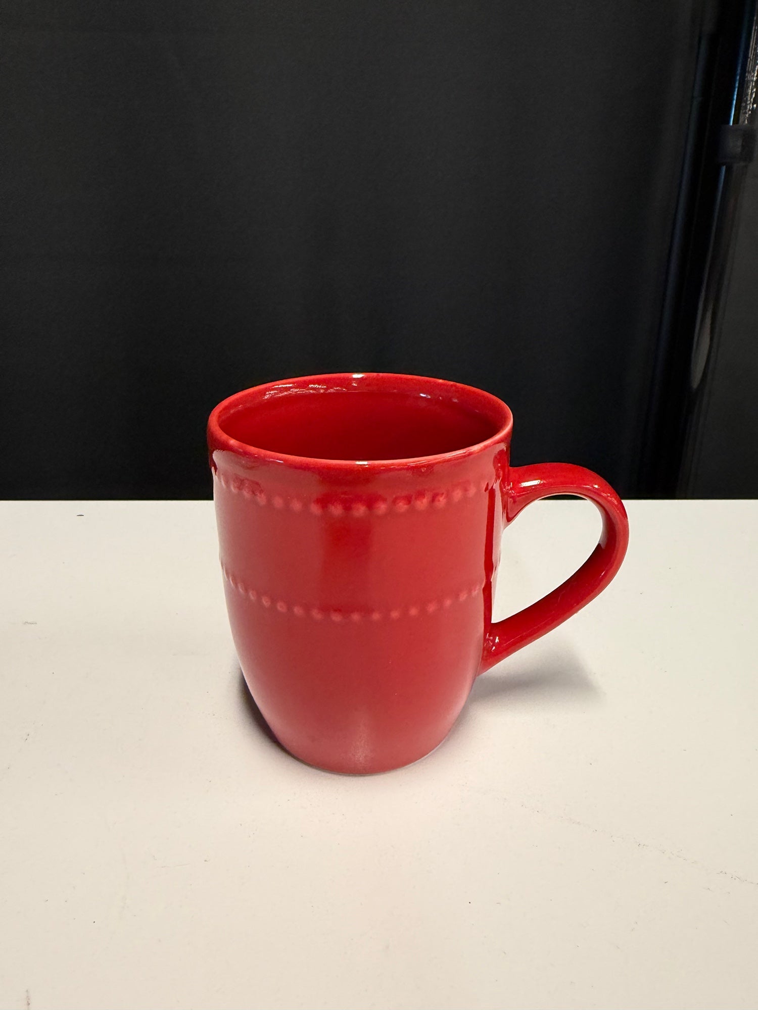 Red Dotted Royal Norfolk Mug in Stoneware