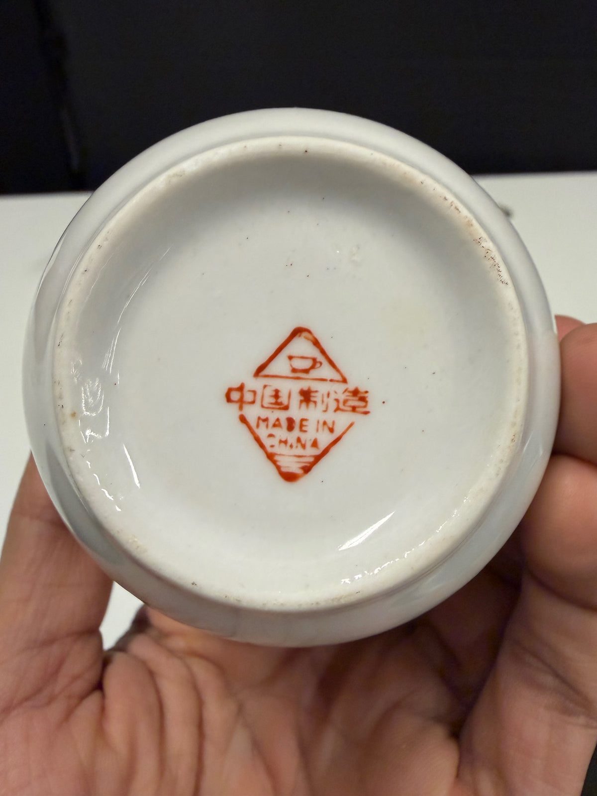 Seven Chinese Porcelain Dragon Teacups