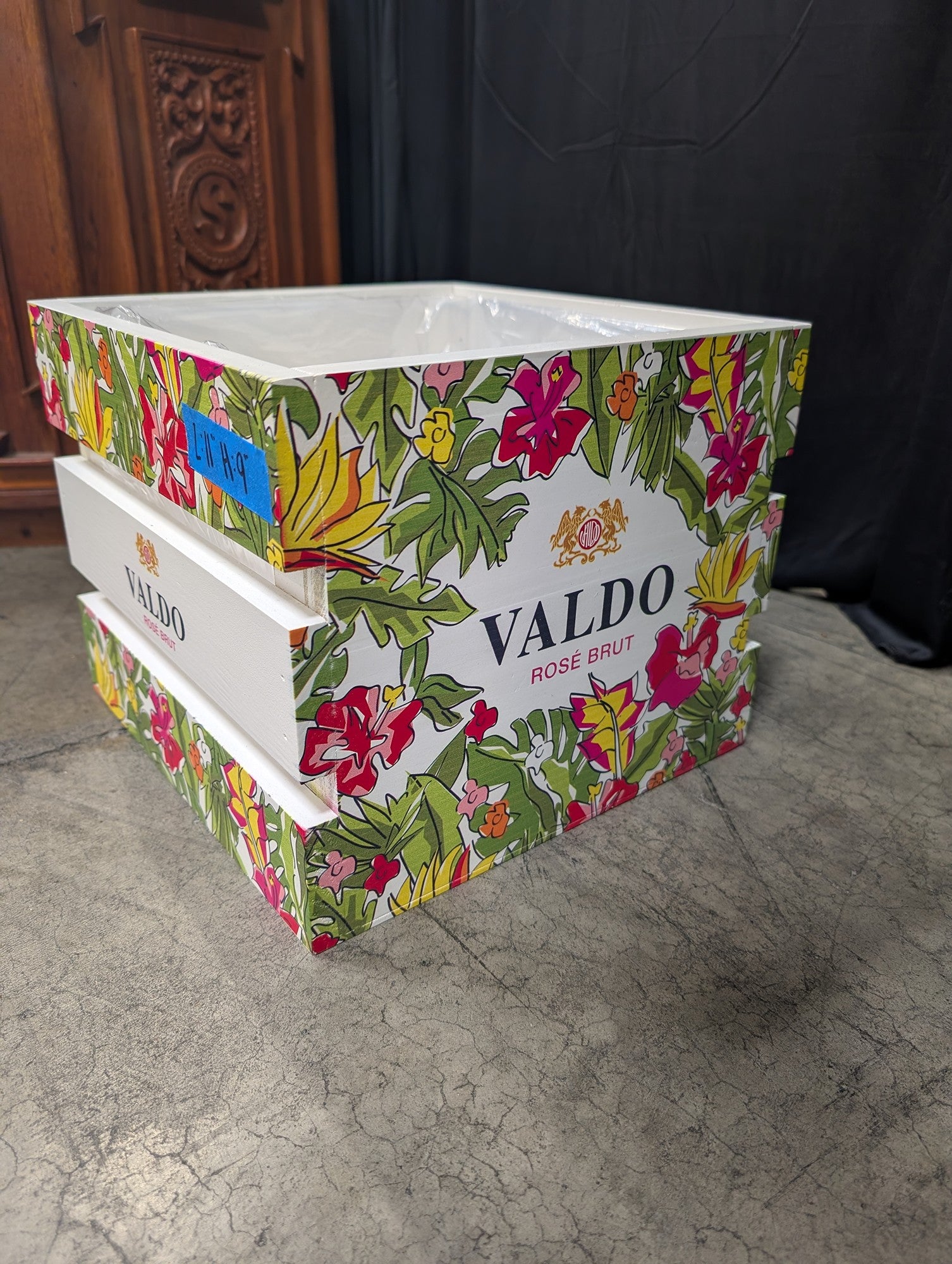 Valdo Floral Wooden Crate with Plastic Liner