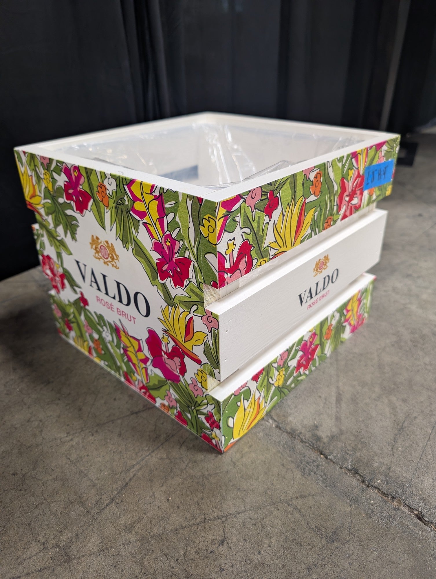 Valdo Floral Wooden Crate with Plastic Liner