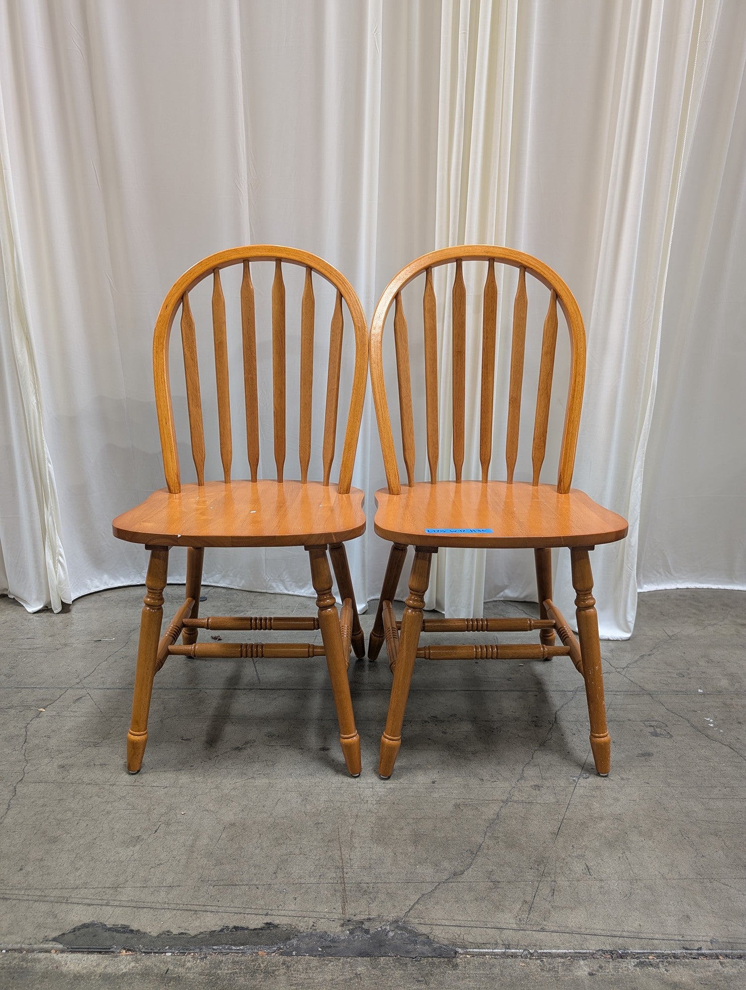 Pair of Wooden Windsor Chairs in Oak