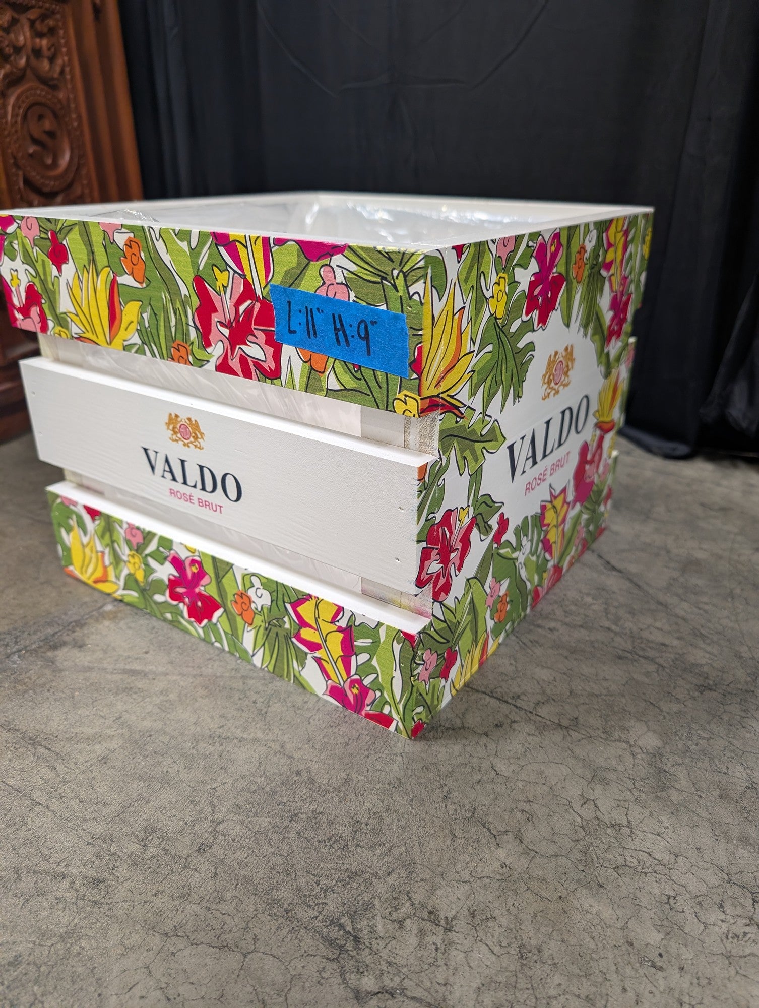 Valdo Floral Wooden Crate with Plastic Liner