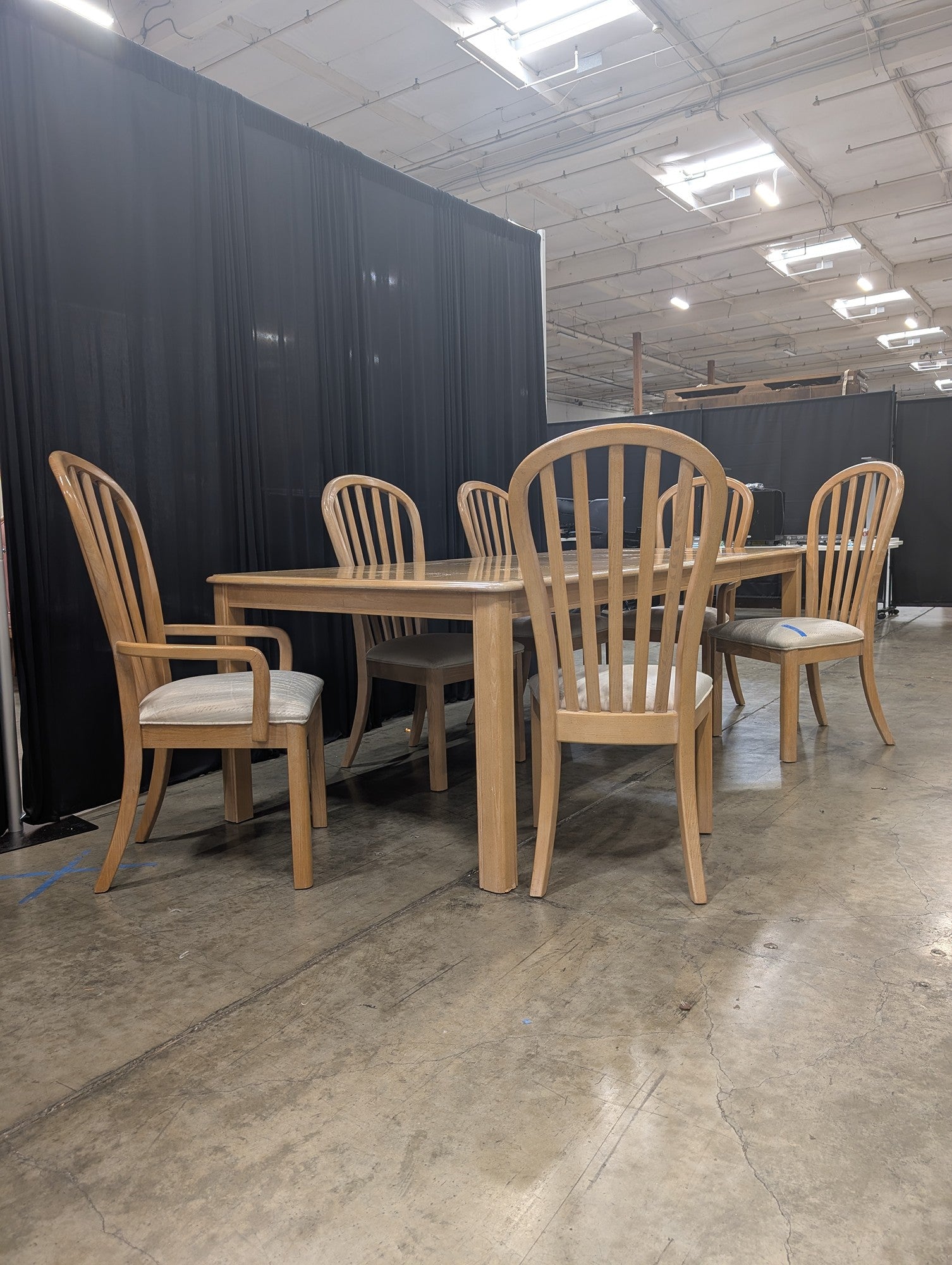 Light Oak Six-Chair Dining Table with Leaf