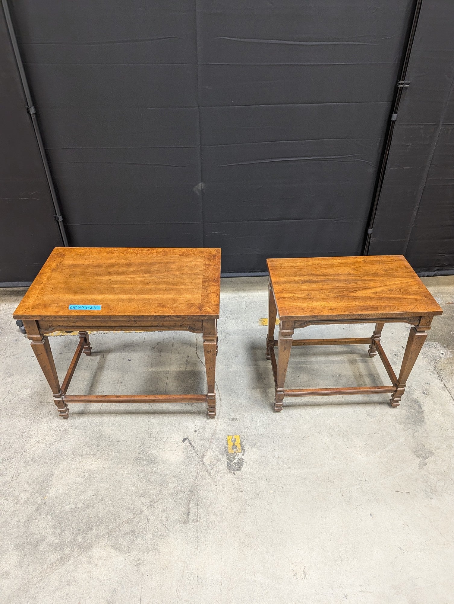 Pair of Traditional Heritage Nesting End Table in Wood