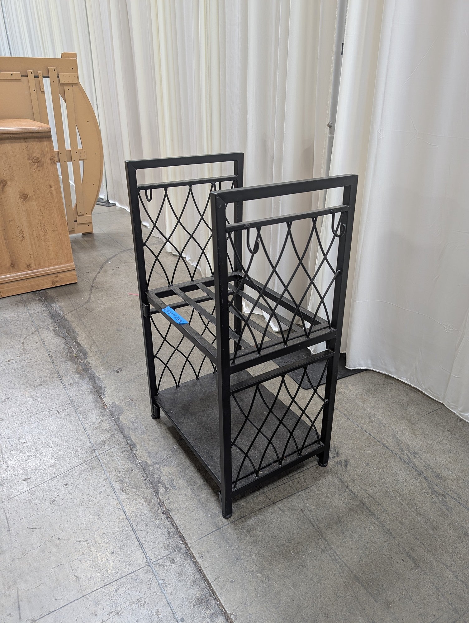 Black Metal Decorative Storage Rack with Hooks