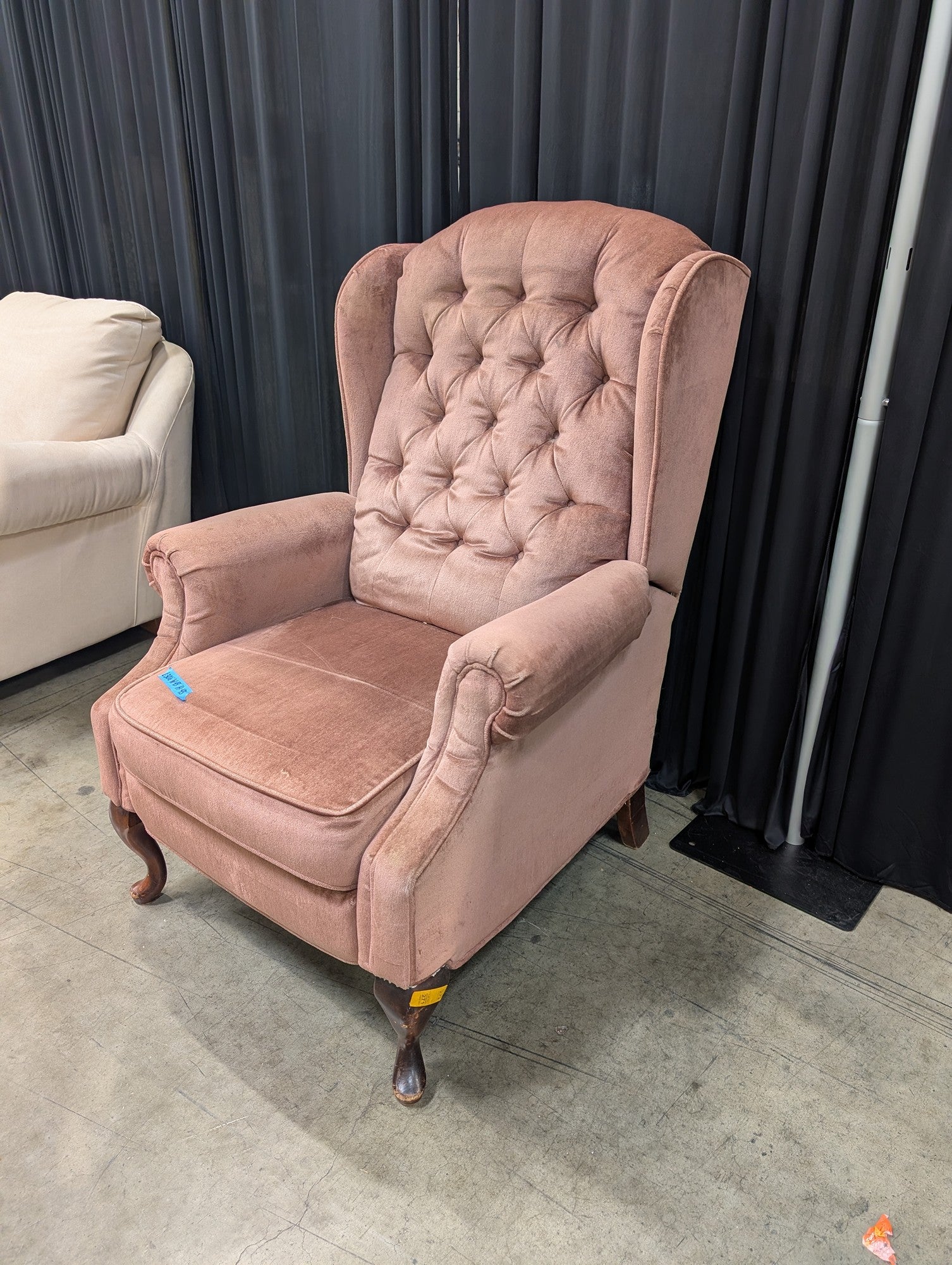 Dusty Rose Velvety Wingback Recliner