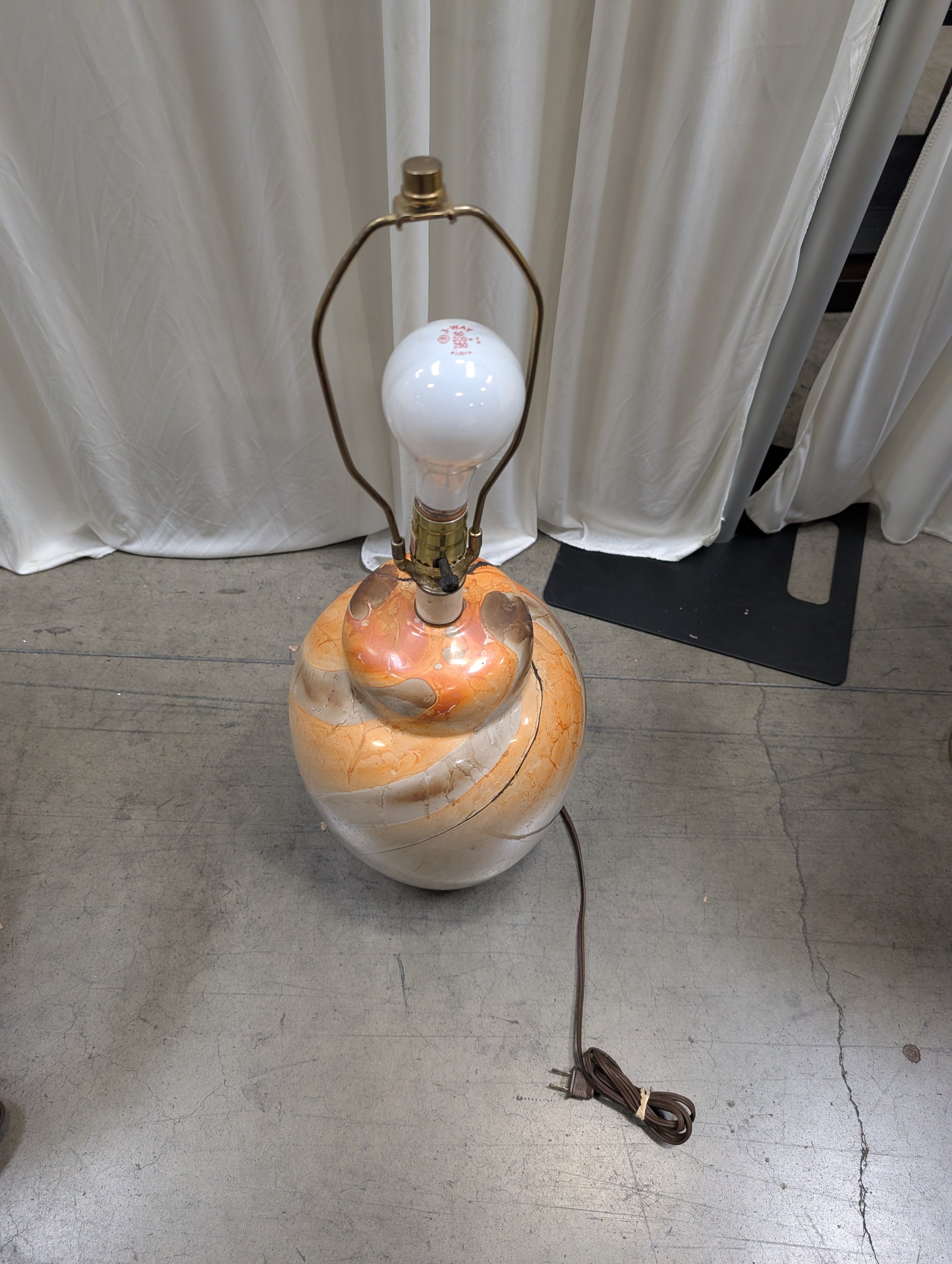 Vintage Marbled Ceramic Table Lamp