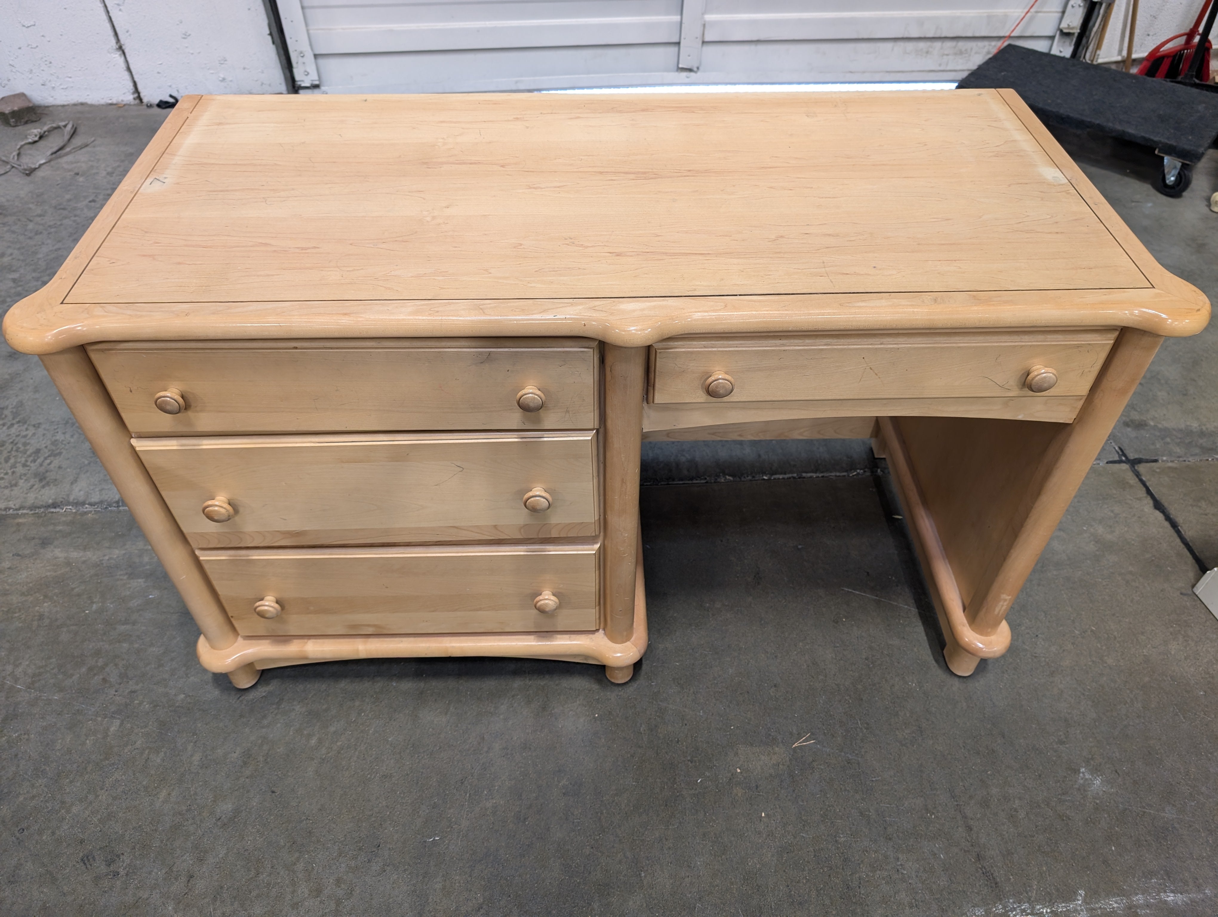Functional Light Wood Desk with Multiple Drawers