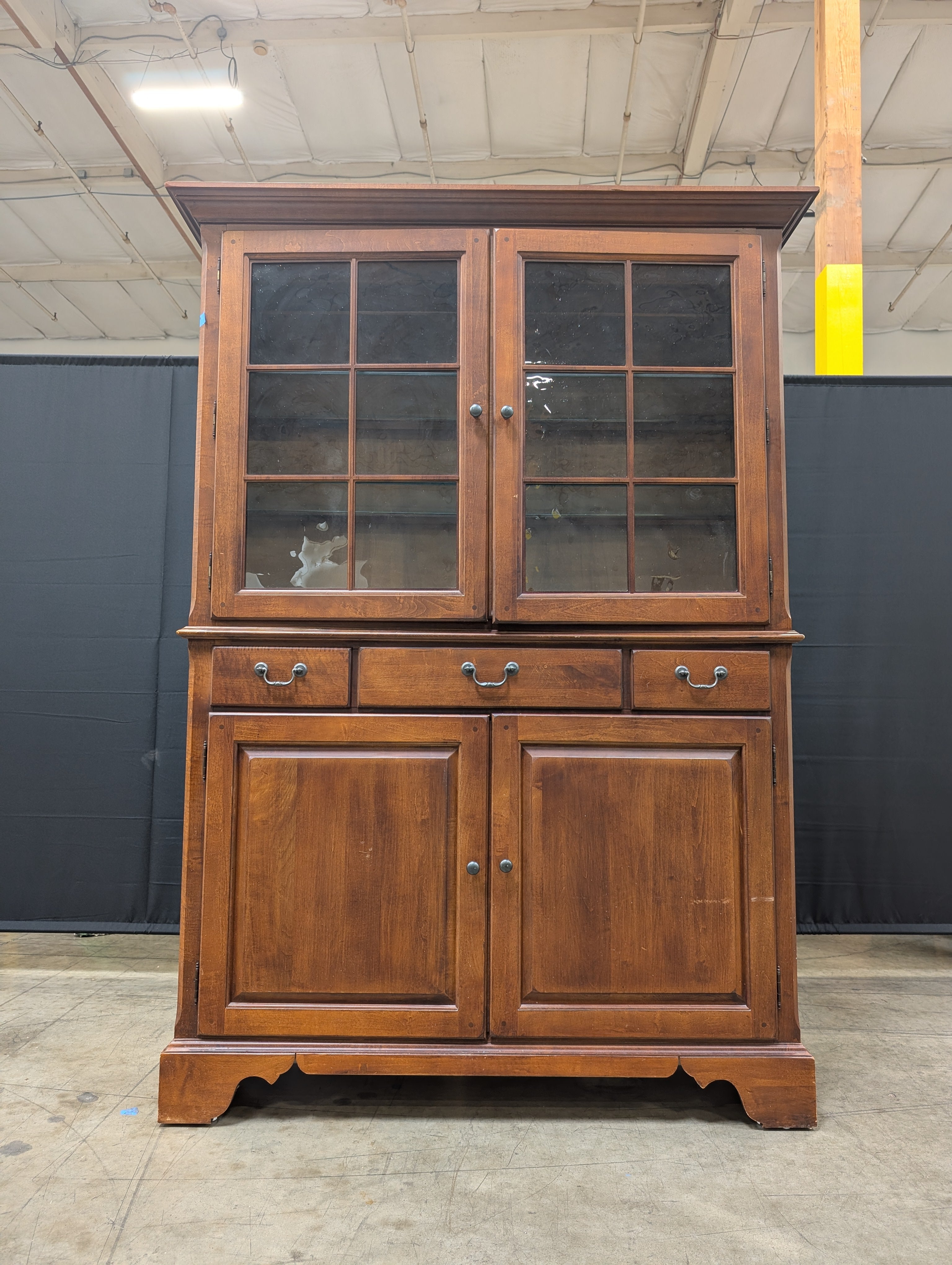 Traditional Brown Wood Display Hutch Cabinet