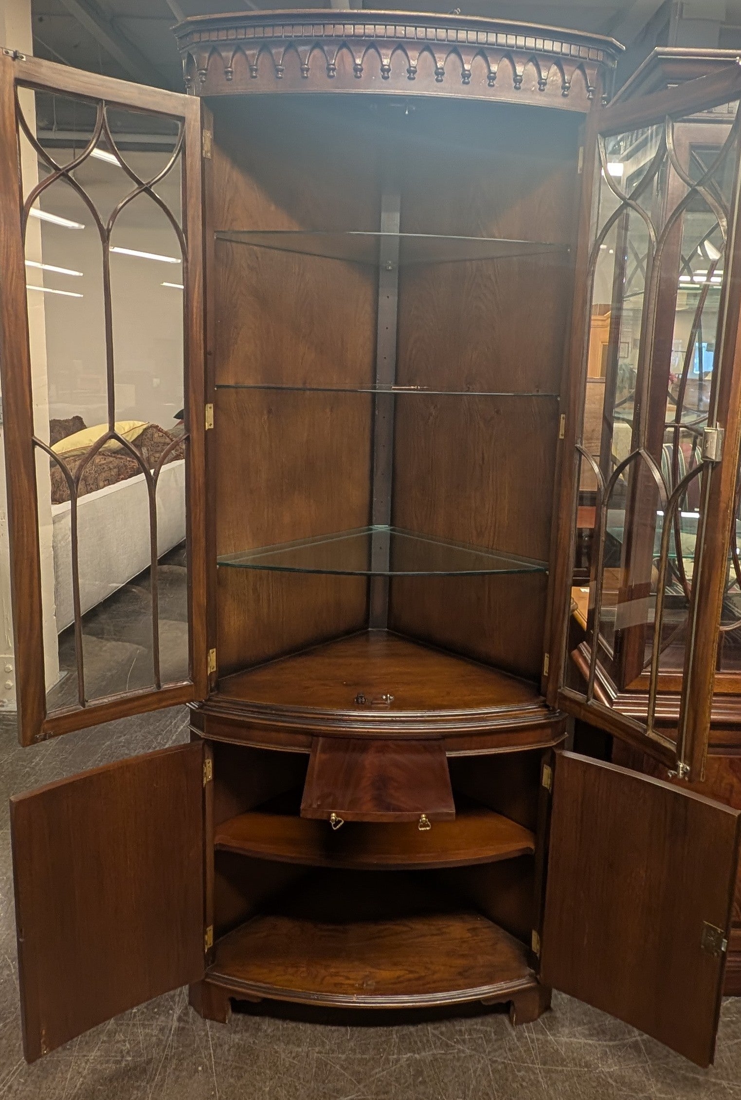 Traditional Dark Wood Corner Display Cabinet with Glass Door