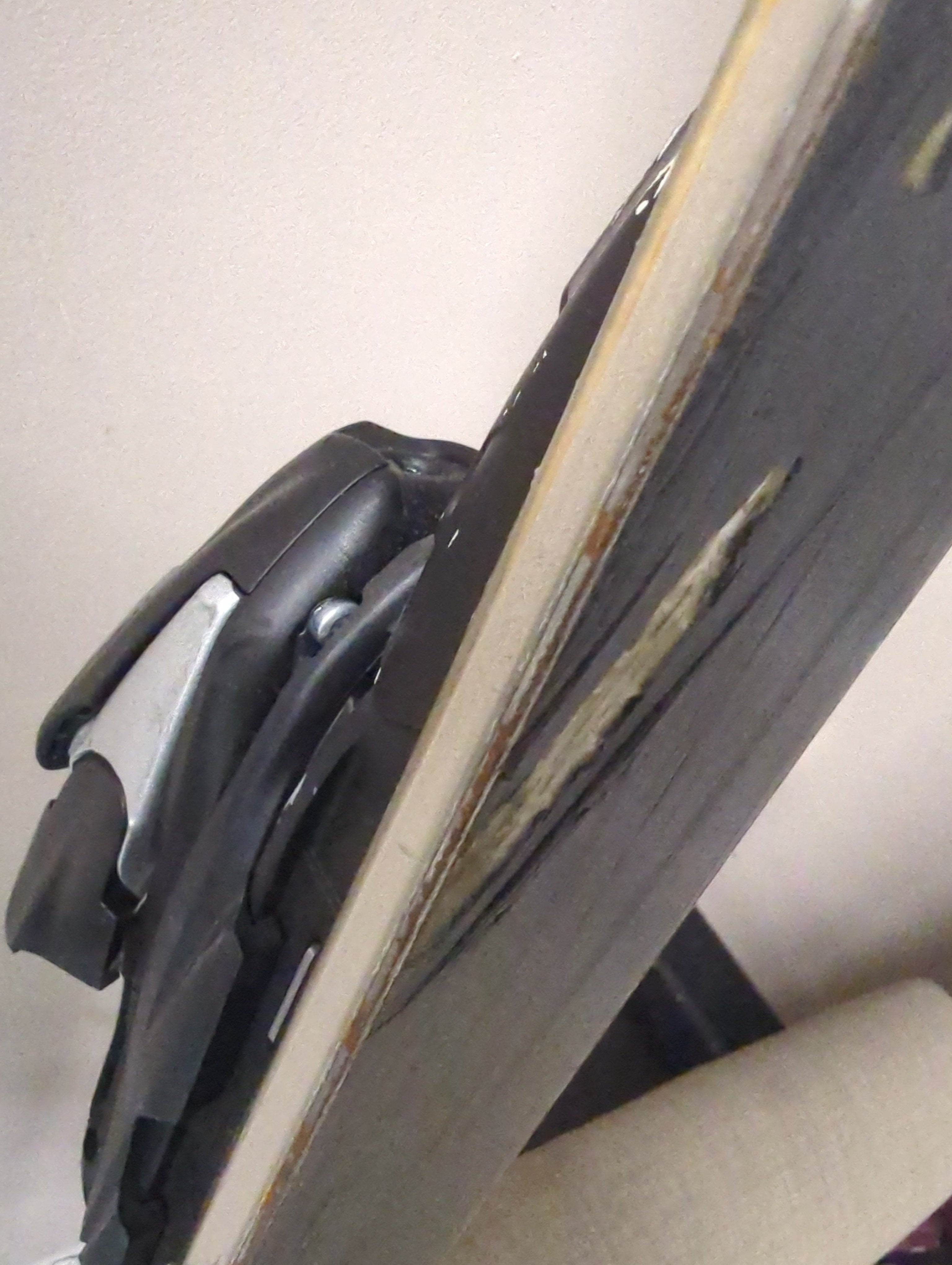 Skis: K2 Apache
