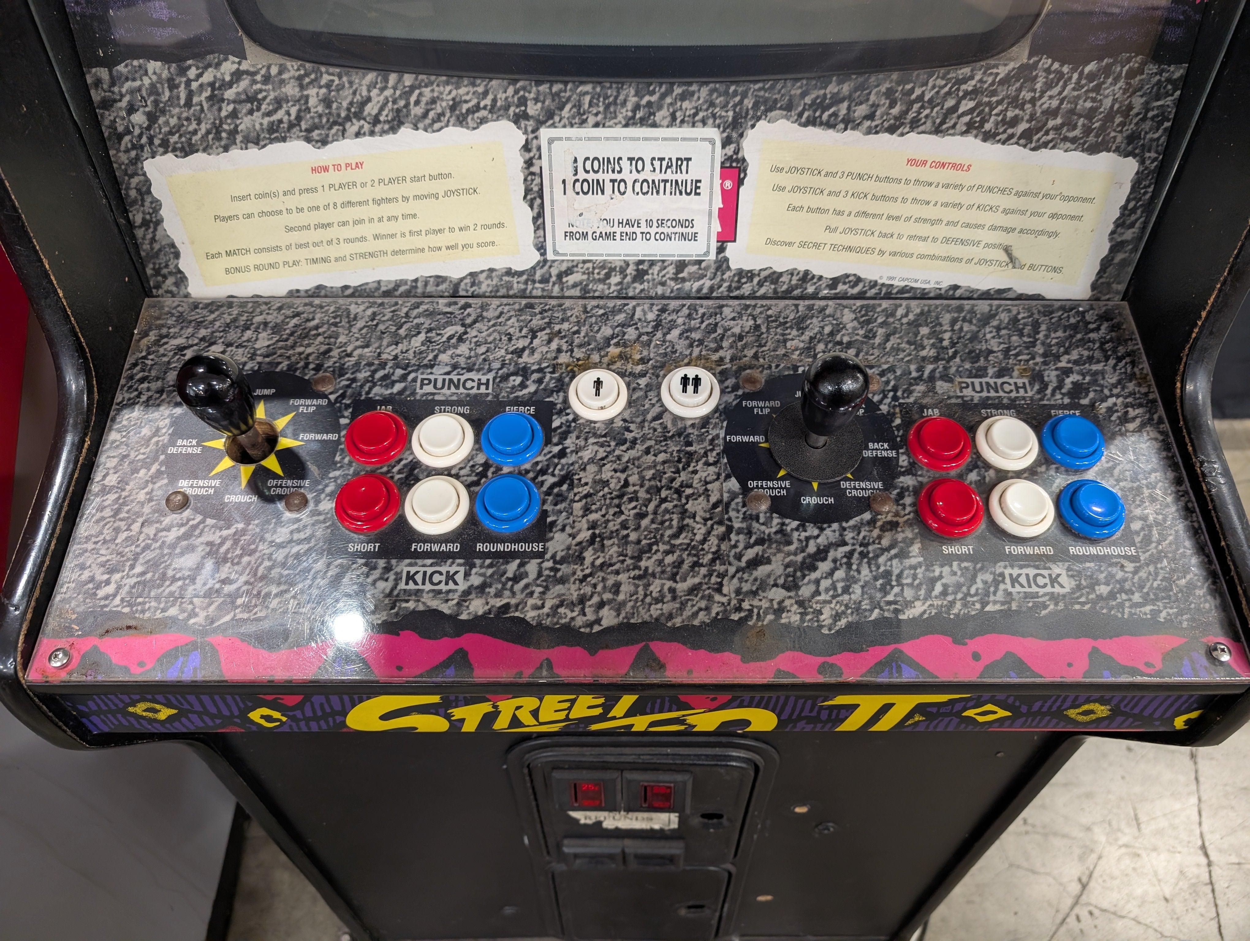 Vintage Capcom Street Fighter II Arcade Game Cabinet
