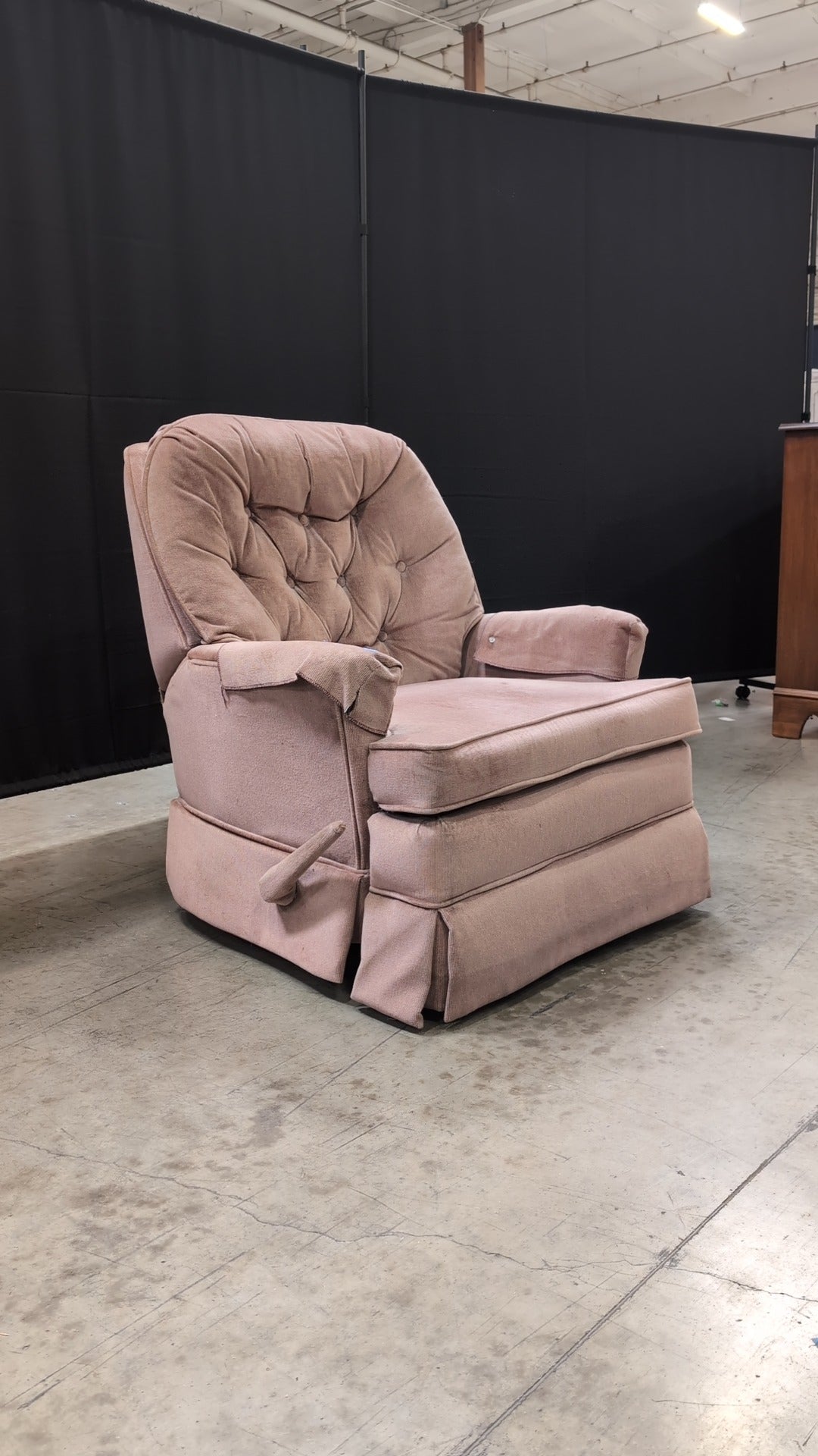 Vintage Dusty Rose Tufted Armchair