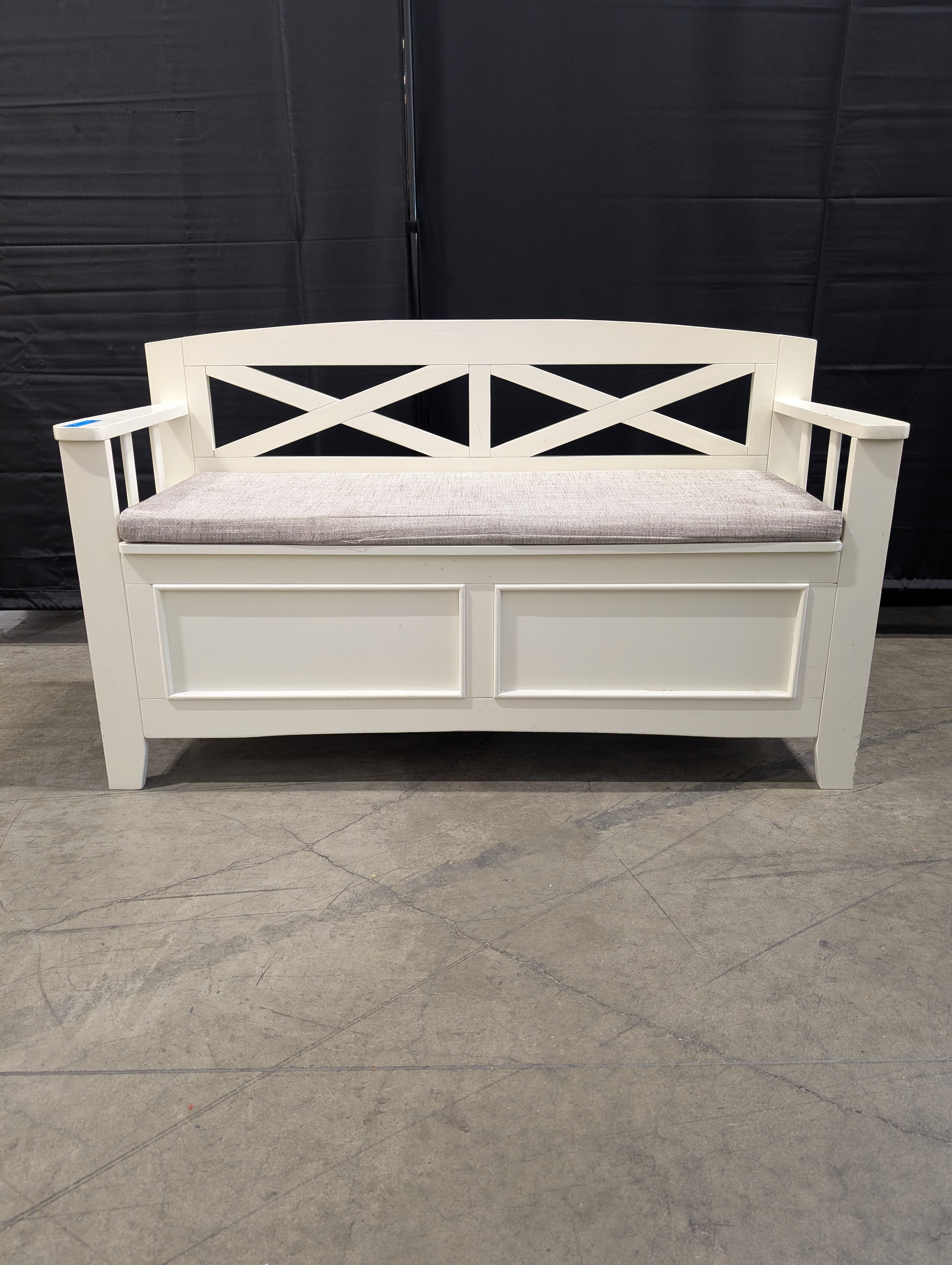 Farmhouse Style Wooden Bench with Criss-Cross Backrest
