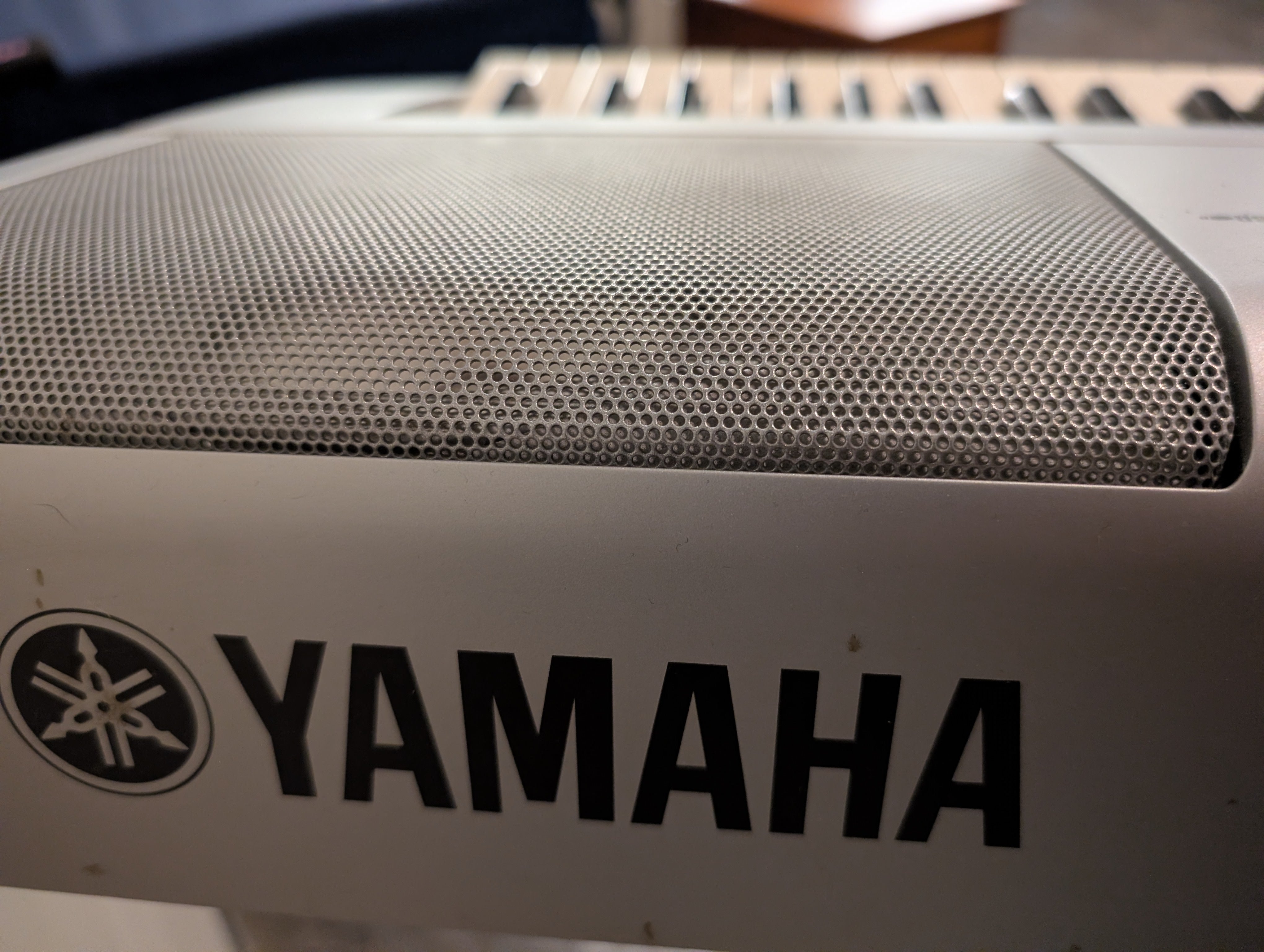 Yamaha Portable Grand DGX-205 Digital Piano Keyboard (Missing Cord)