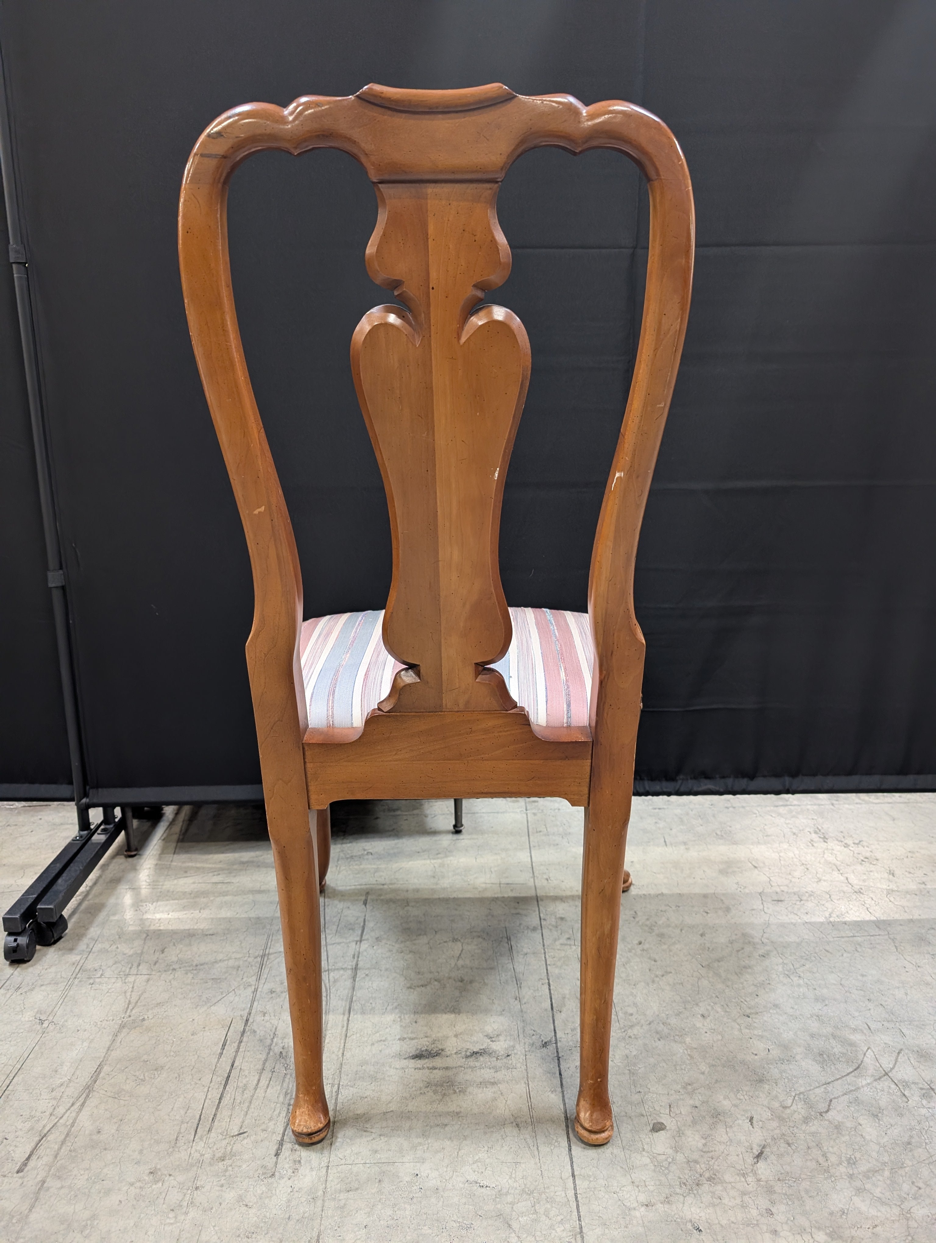Set of Four Queen Ann Carved Mahogany Kindel Dining Chairs
