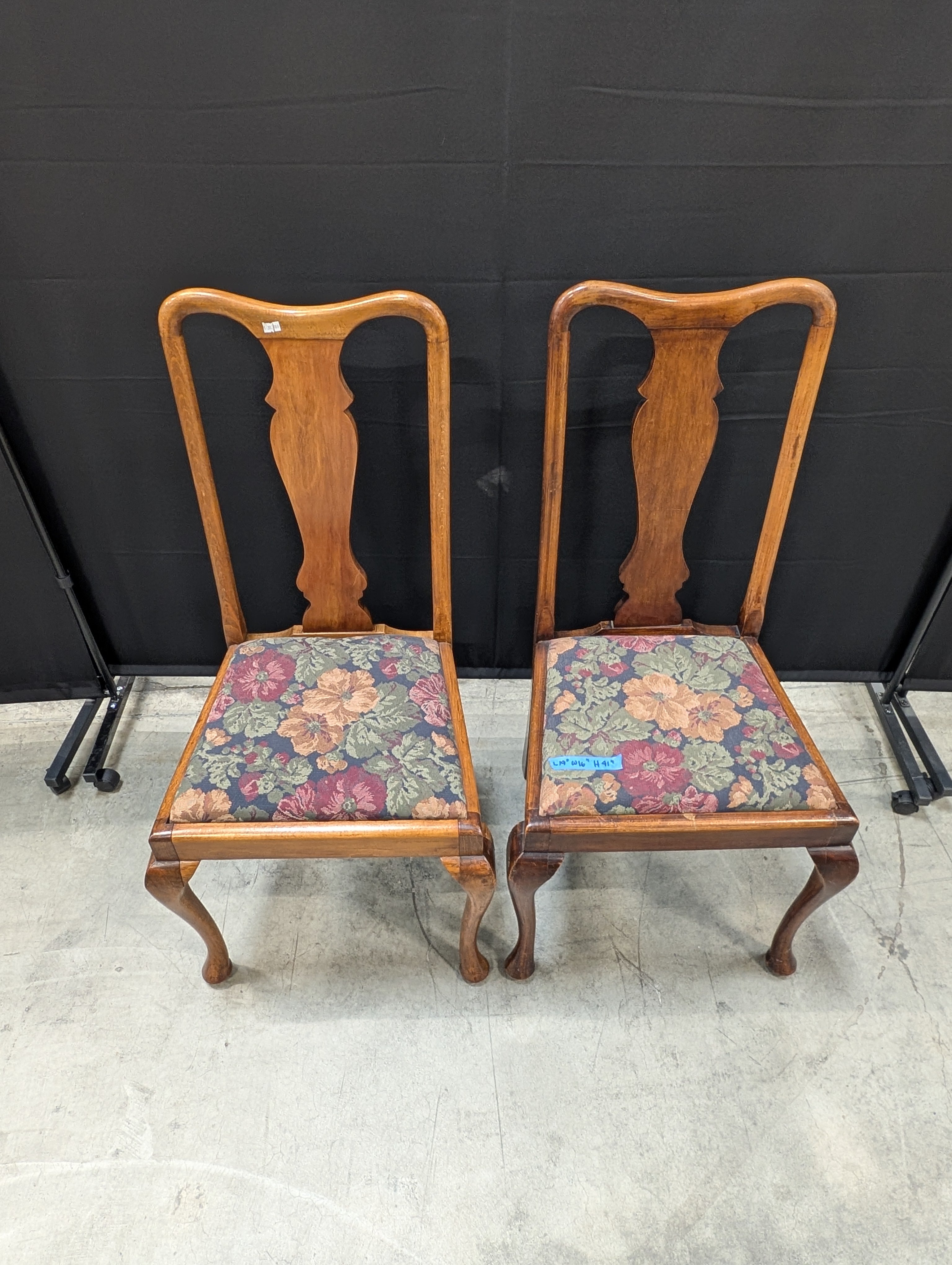 Pair of Traditional Carved Wood Dining Chair with Floral Upholstery
