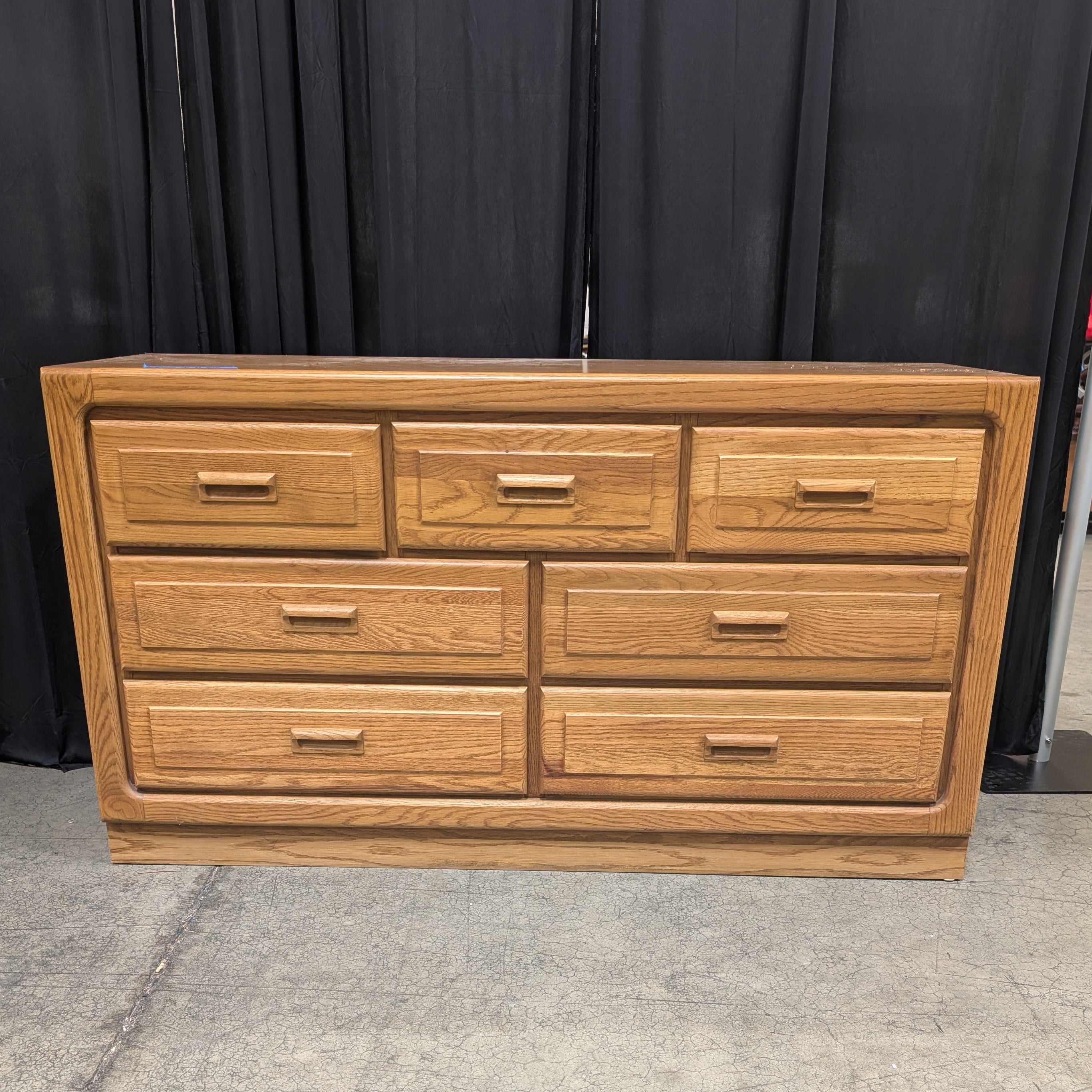 Stanley Furniture - Seven-Drawer Vintage Dresser in Golden Oak