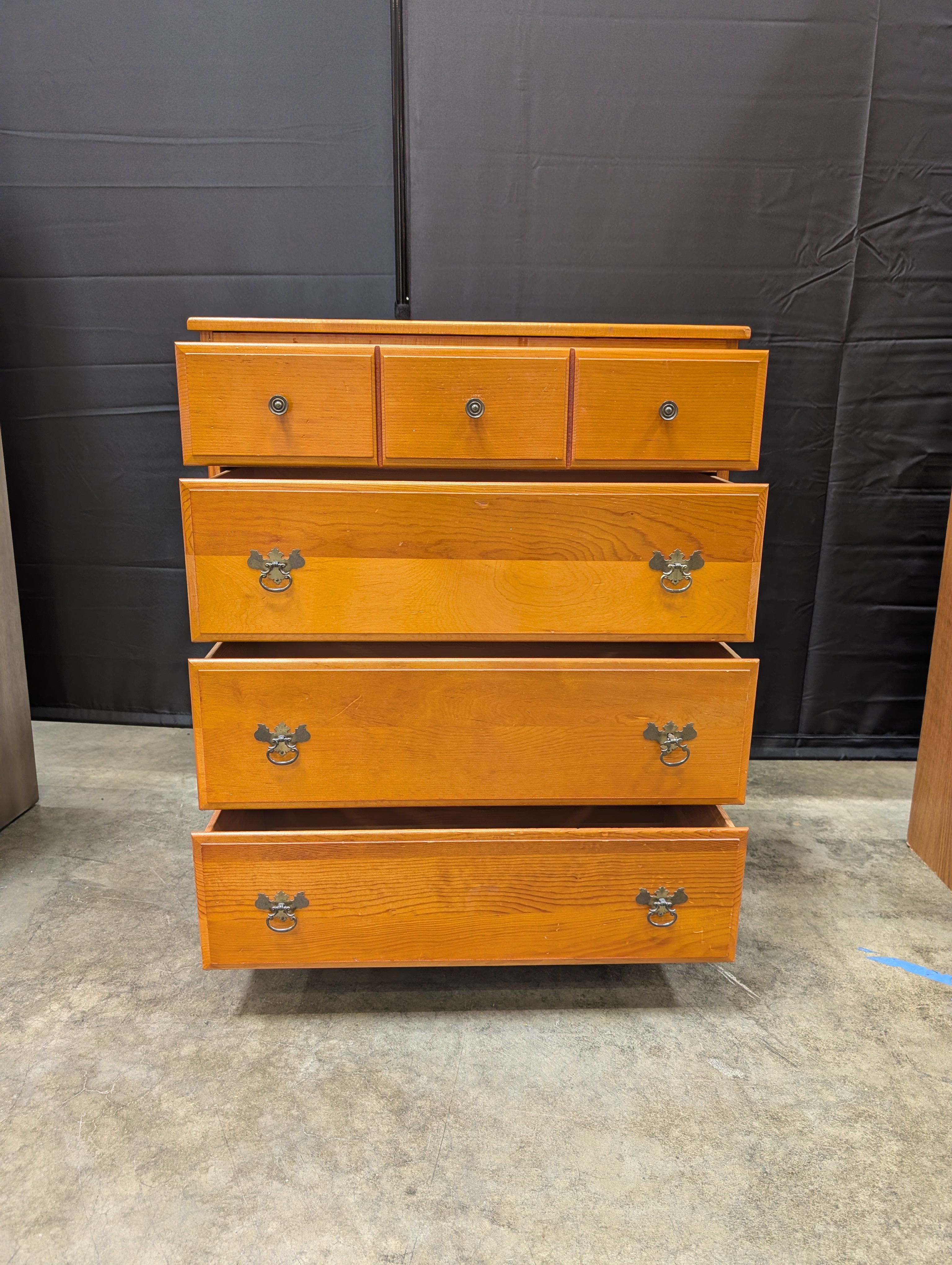 Vintage Maple Four-Drawer Dresser in Warm Honey