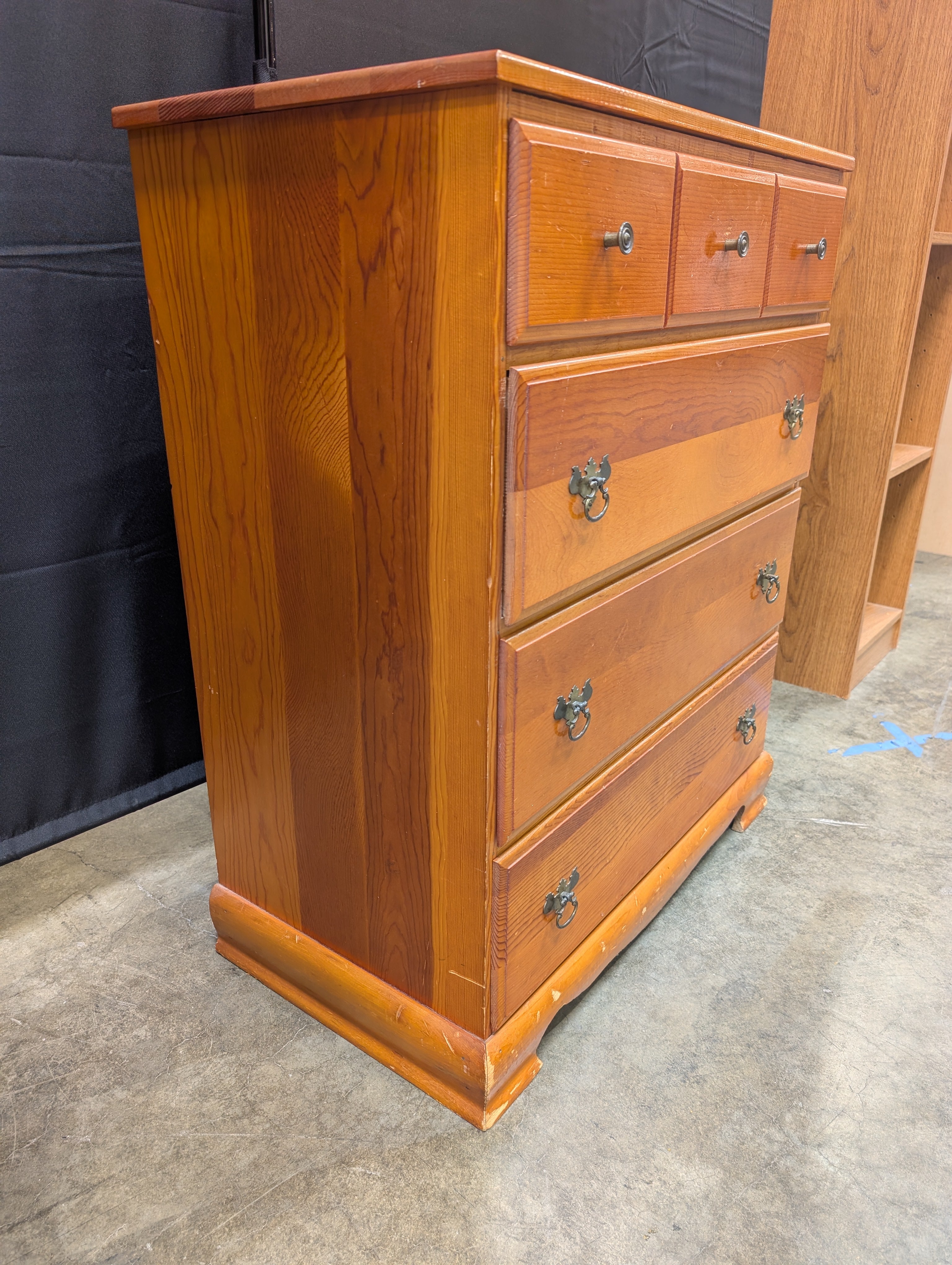 Vintage Maple Four-Drawer Dresser in Warm Honey