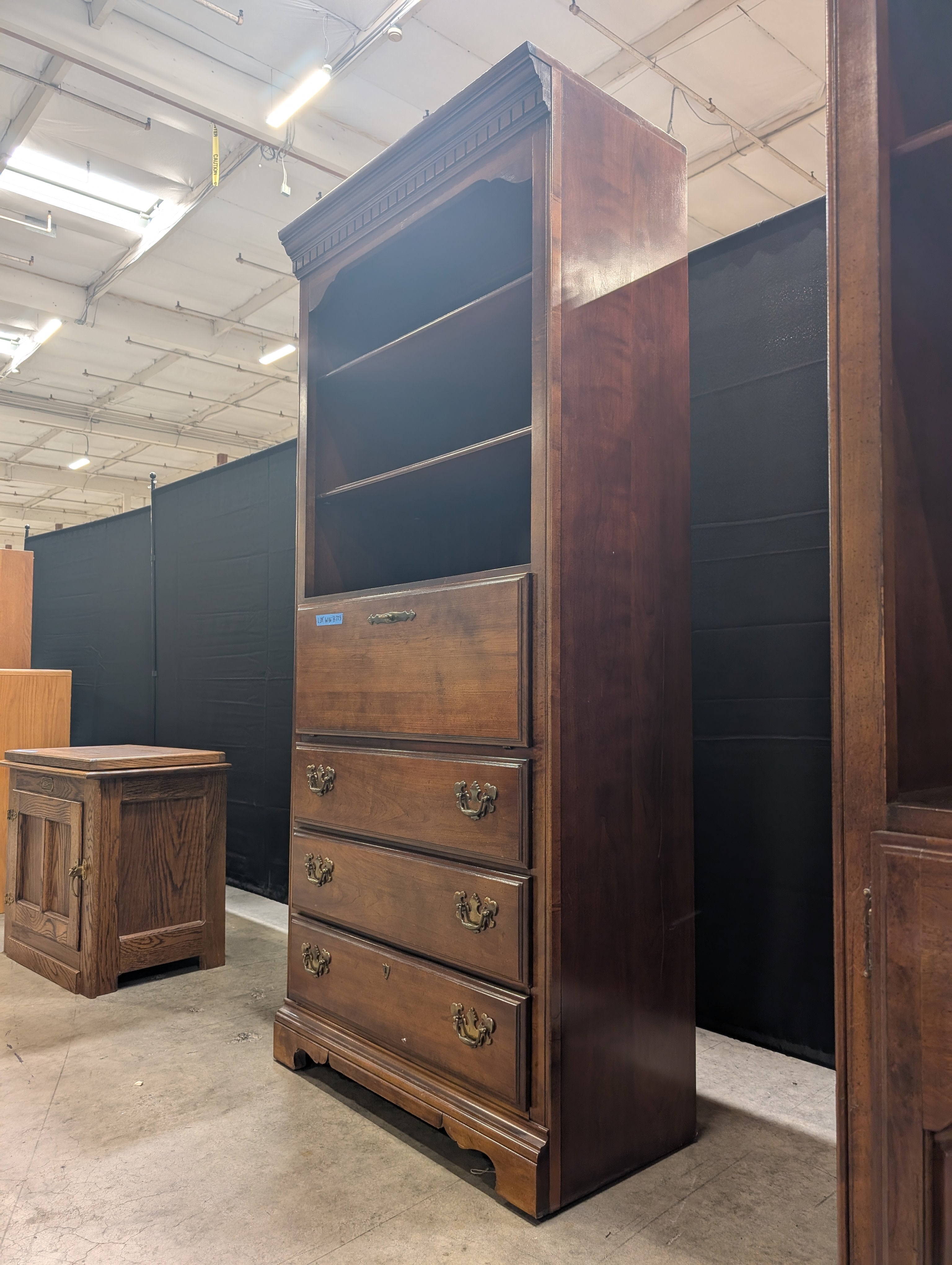 Traditional Brown American Drew Wood Dresser with Hutch