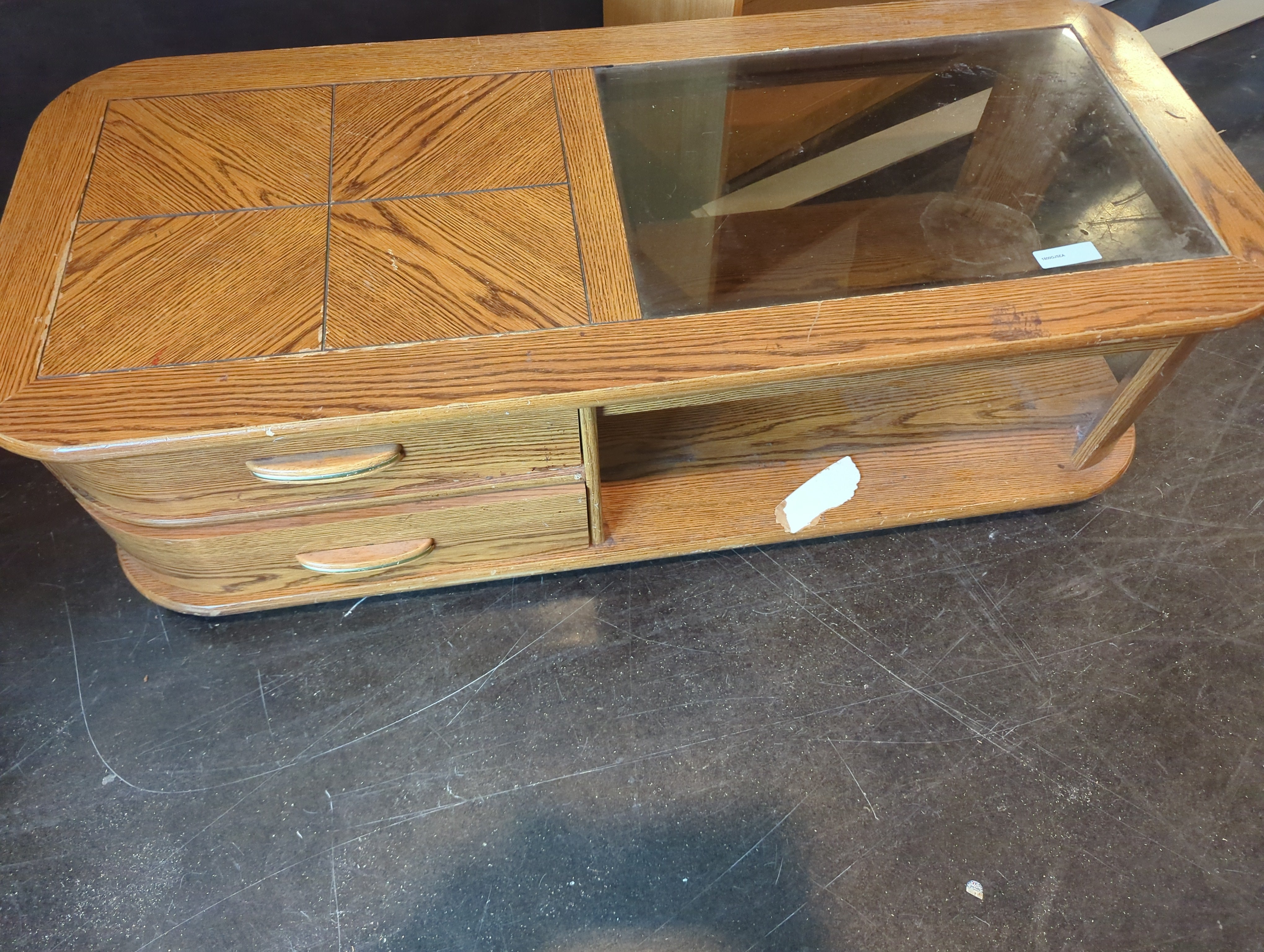 Oak Two Dwarer Coffee Table With Glass Insert