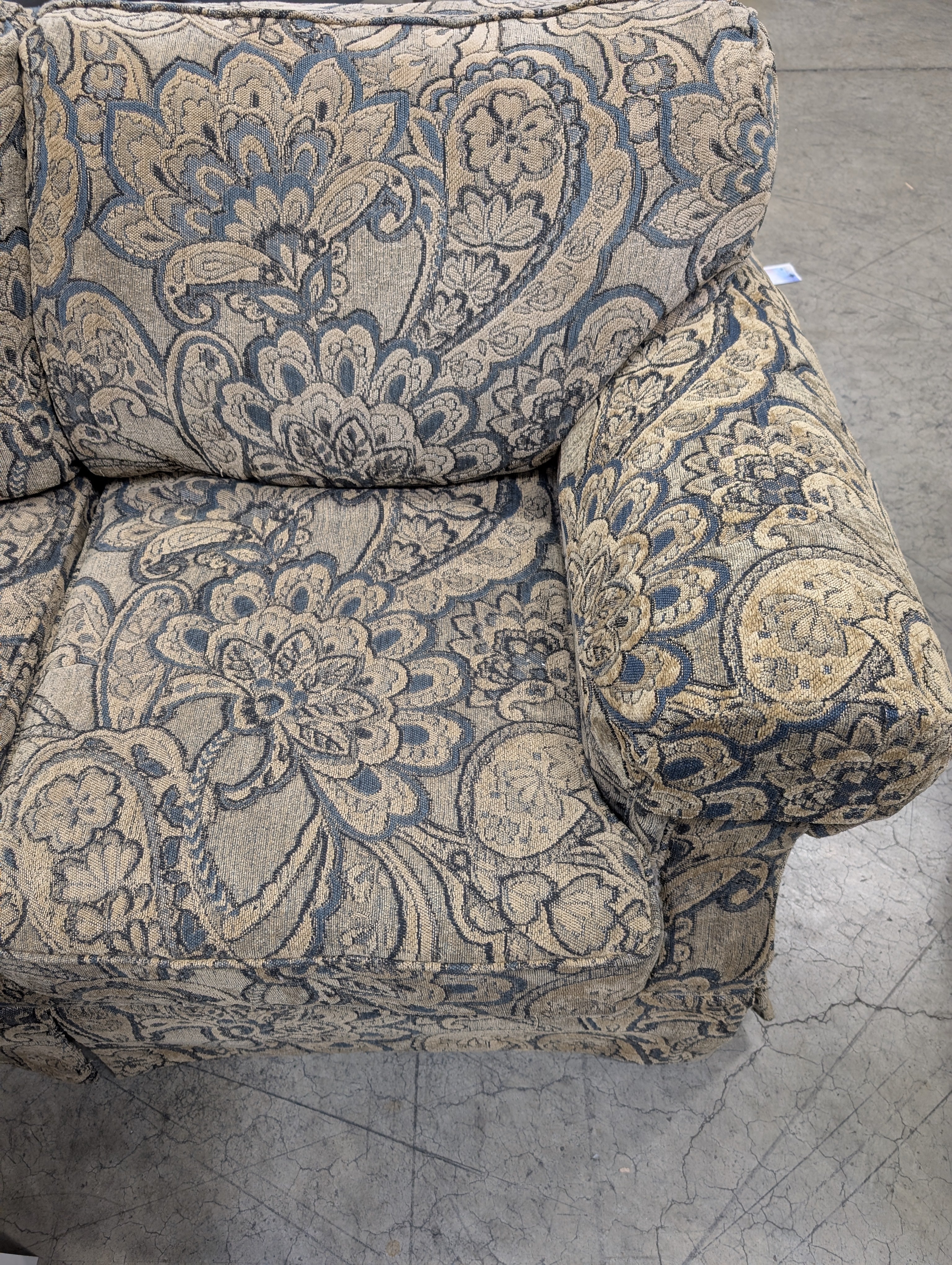 Flexsteel Ornate Damask Pattern Sofa